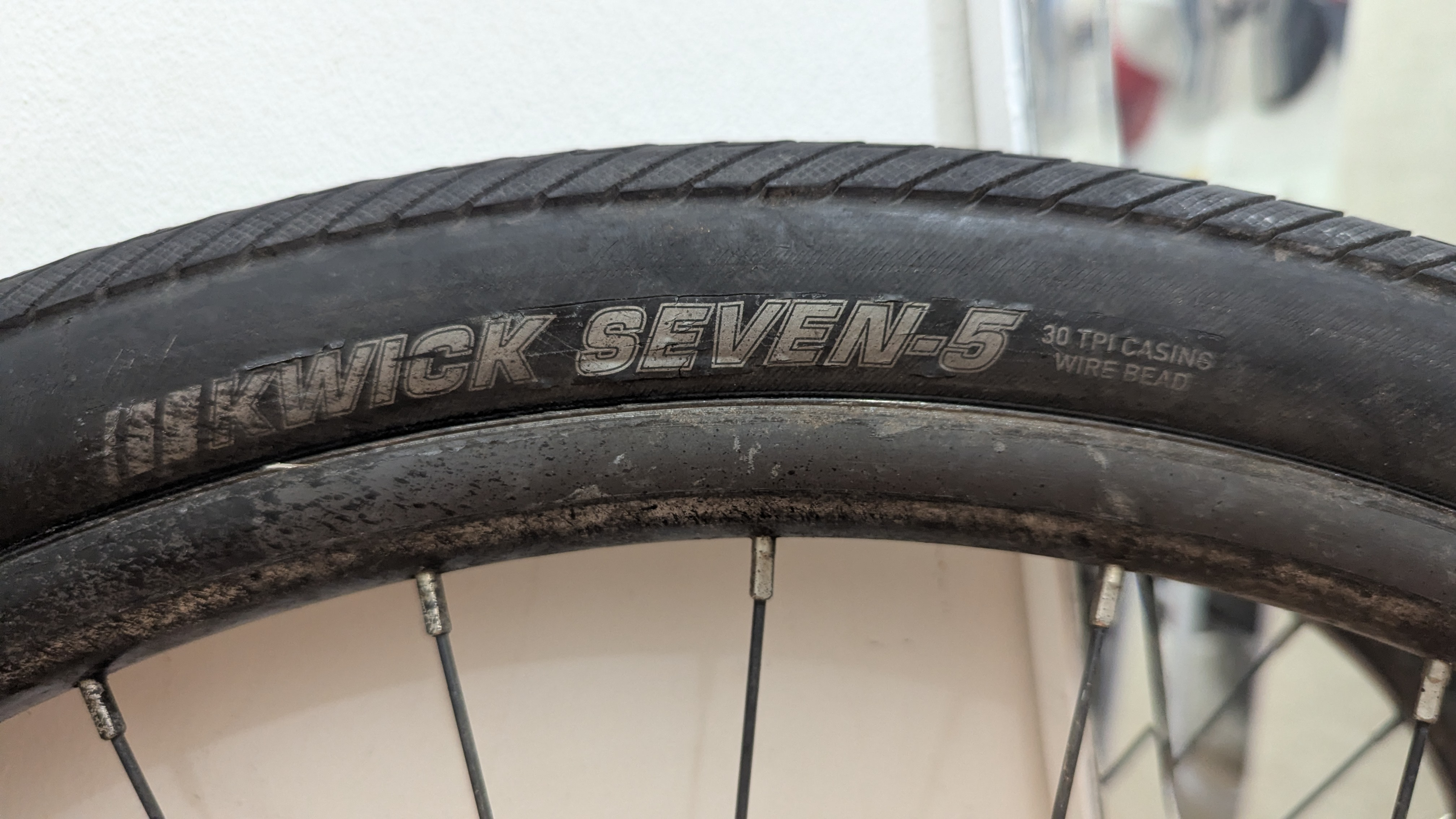 27.5x1.75 (45-584) REAR Wheel Used Bike Bicycle with brake disc - photo 4