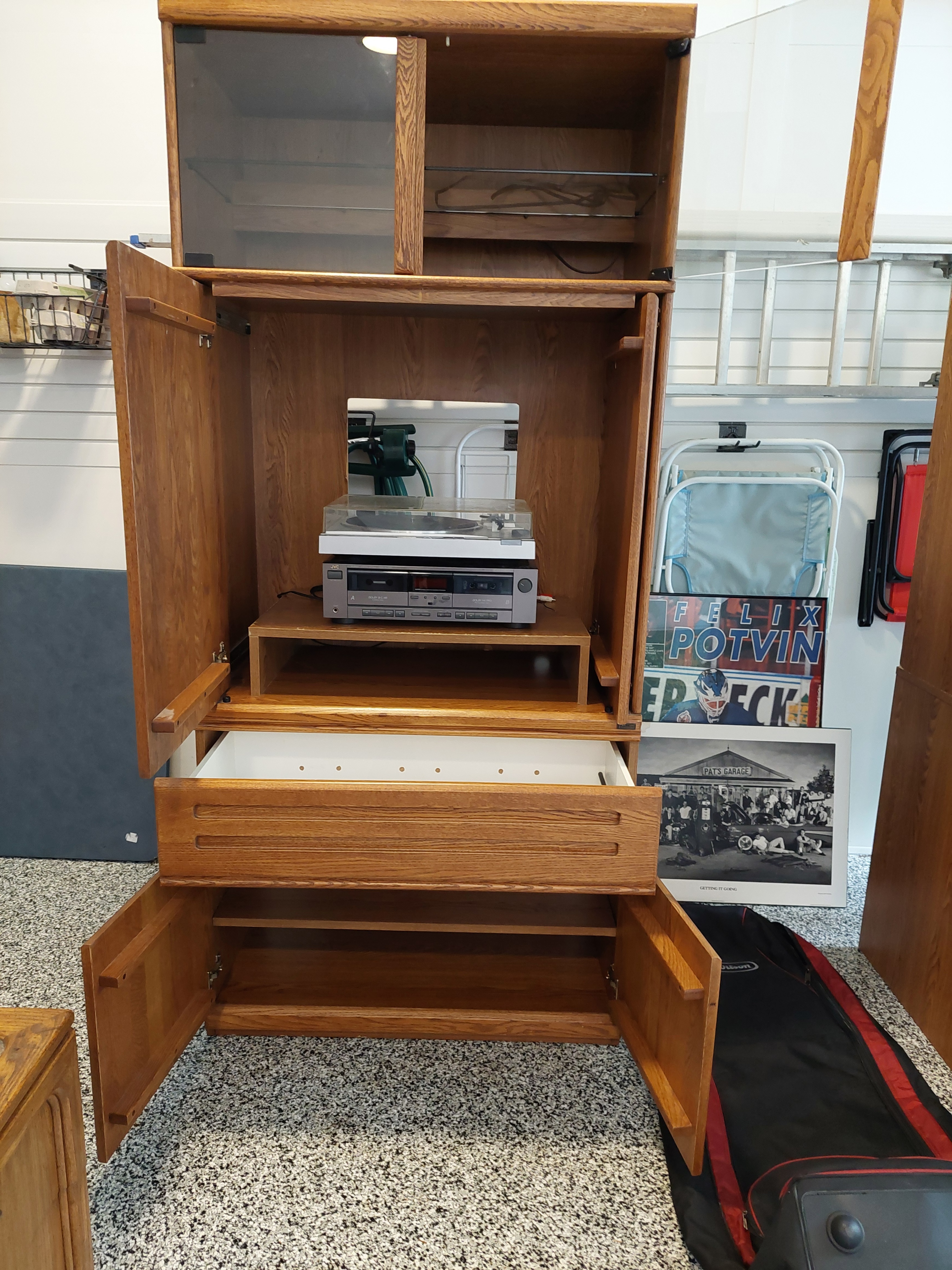 Palliser Wooden Entertainment Unit - photo 2