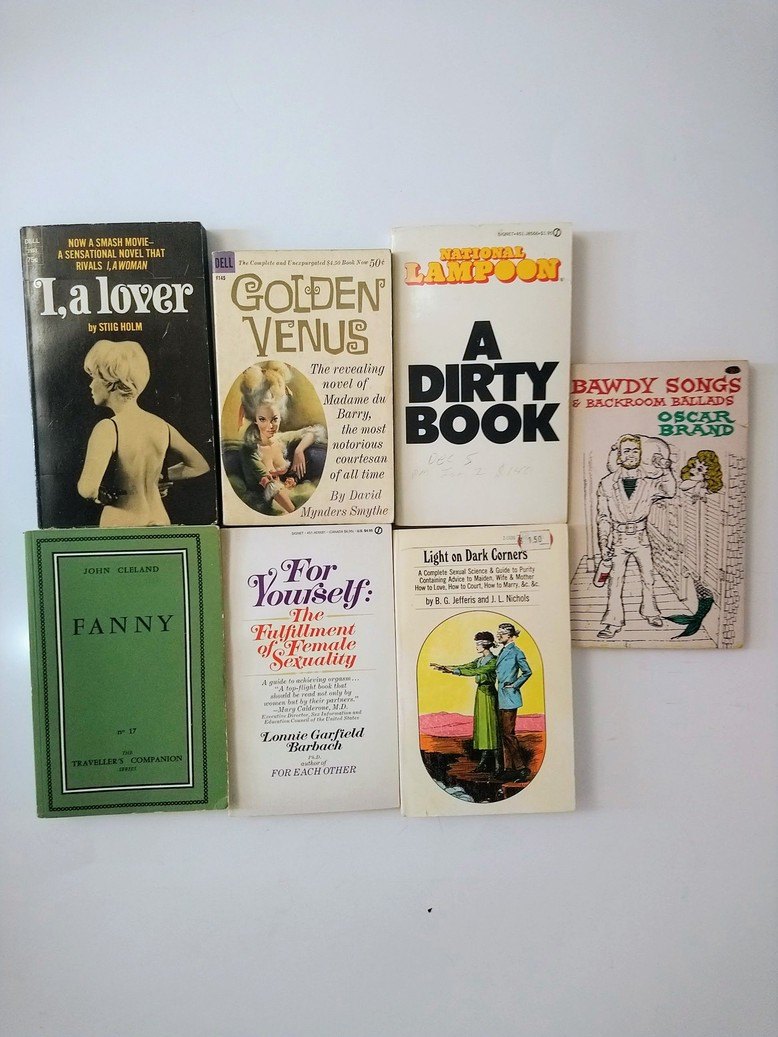 Spicy vintage pocketbooks!