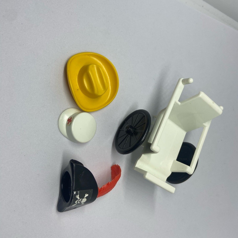 Lot 9 Playmobil Geobra Figures And Items 1974 - 1981