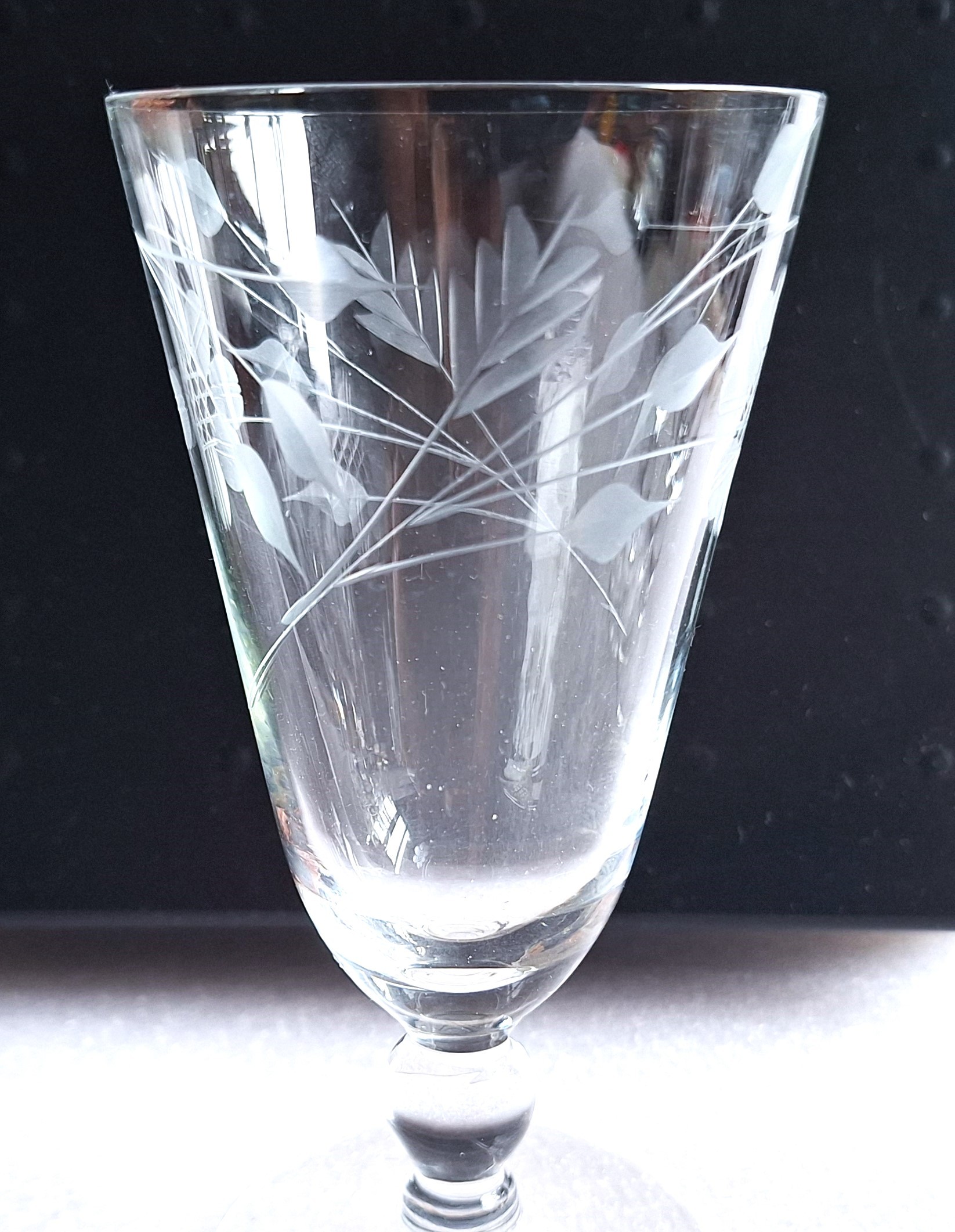 Set of 3 Etched Glass Stemware - photo 2