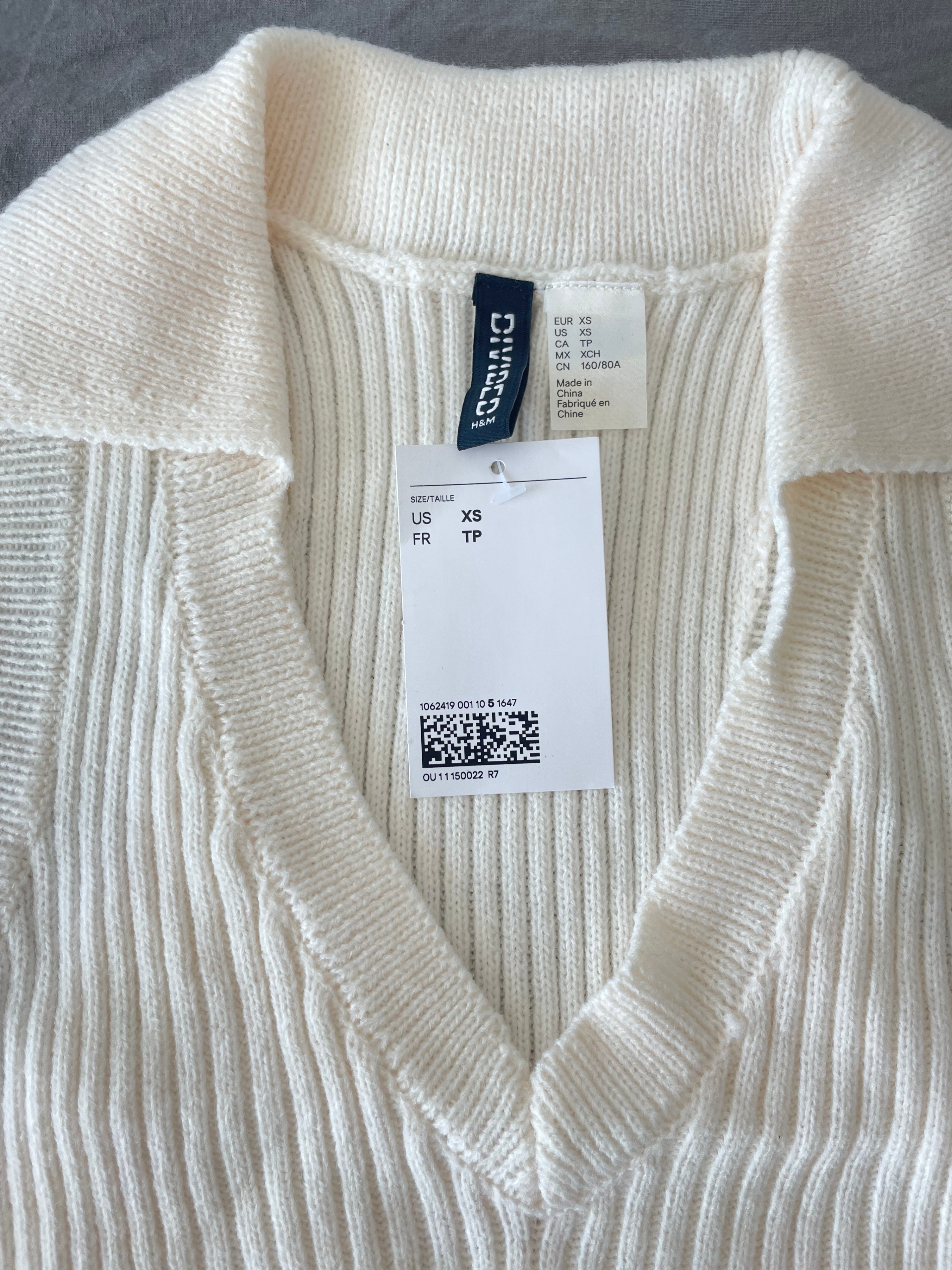 H&M Divided White Ribbed Collared V-Neck Sweater Vest - XS - photo 4