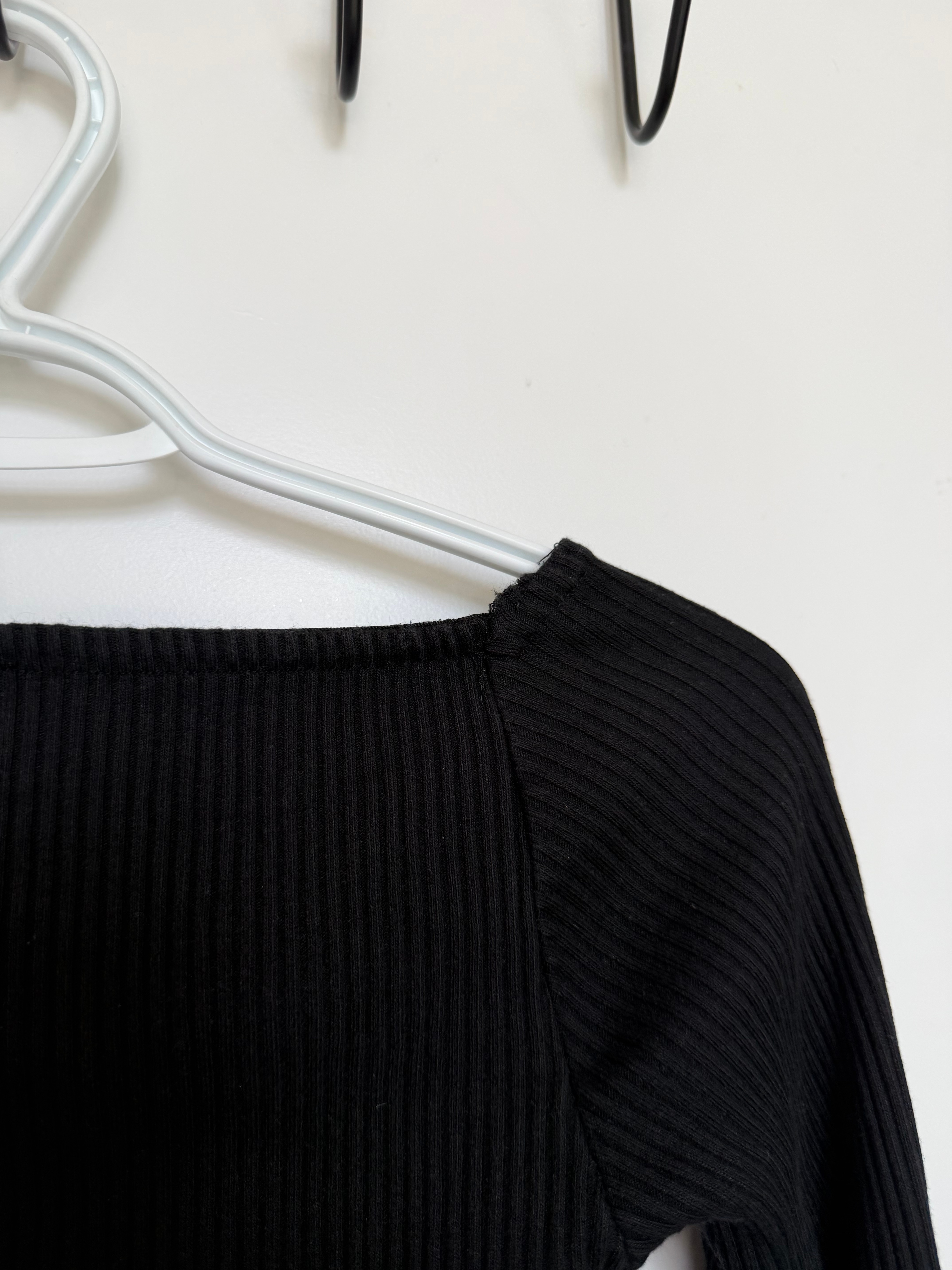 Zara Ribbed Long Sleeve Bodysuit with Sweetheart Neckline - L - photo 3