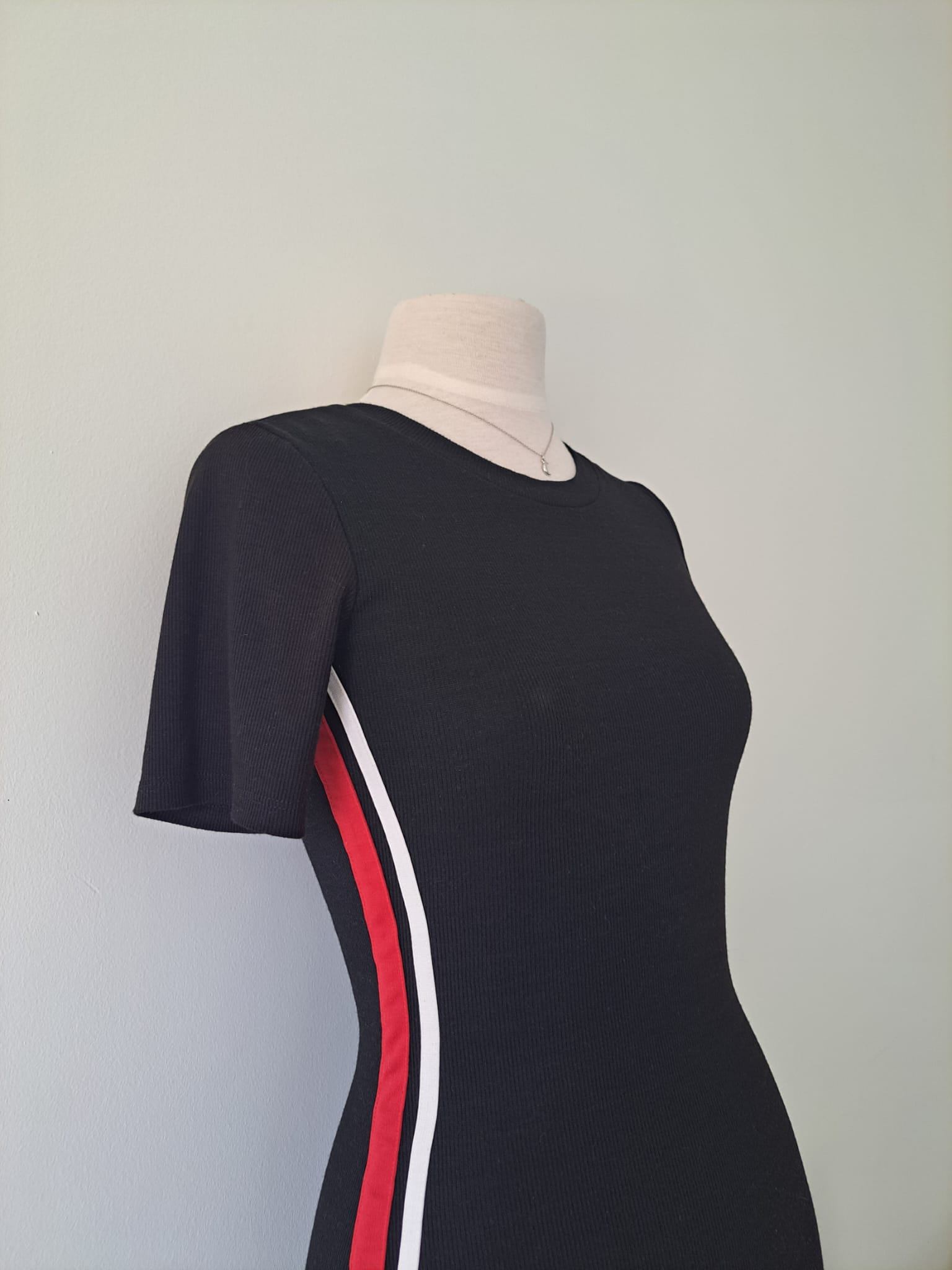 📞 Black Bodycon Dress with Side Stripes - photo 3
