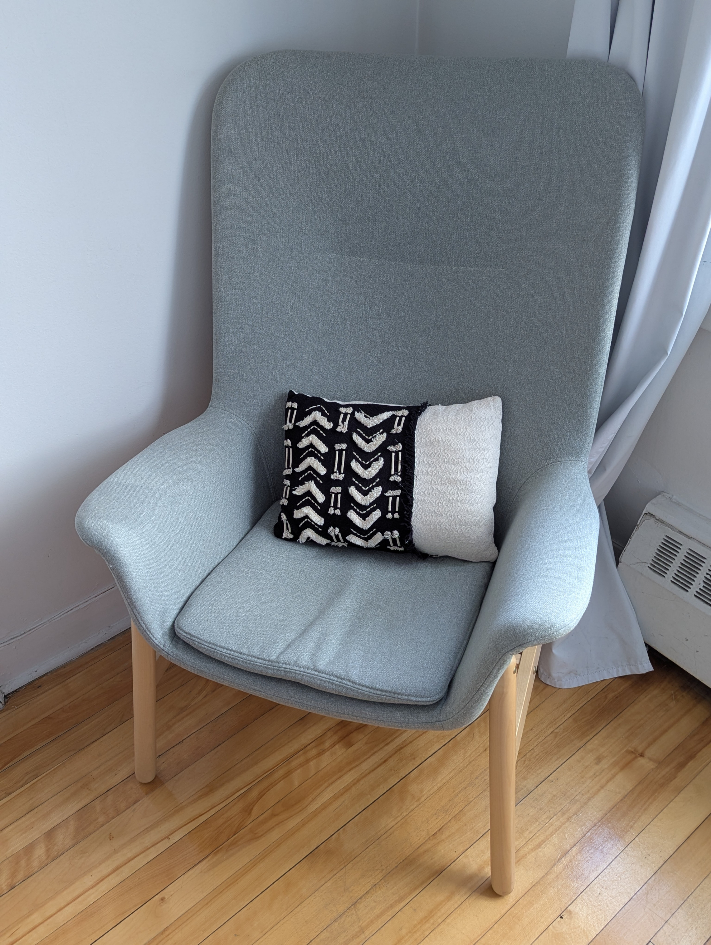 Ikea VEBDO Armchair, Gunnared Light Green
