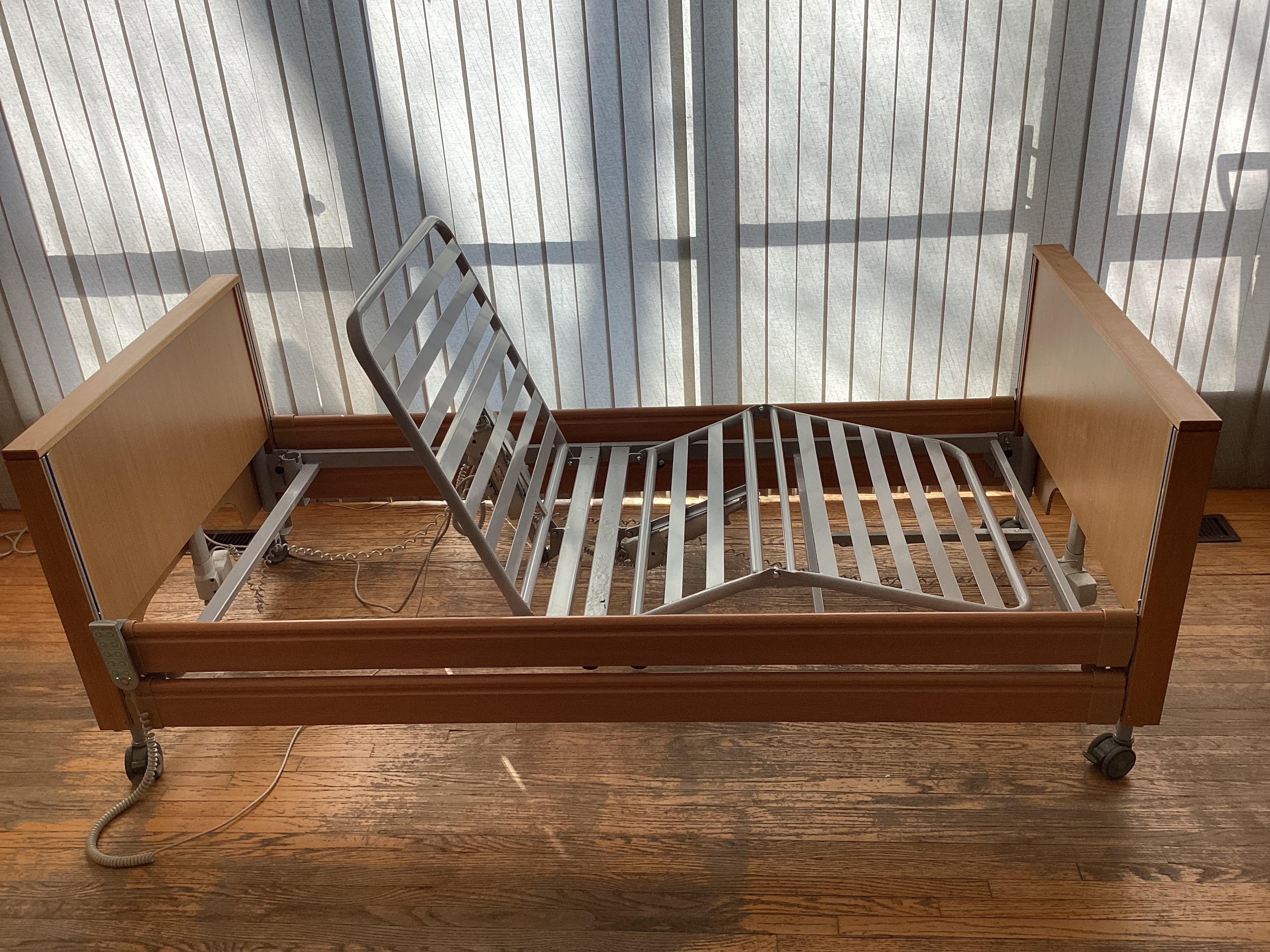 Vital Mobility VitalFlex Homecare Bed - photo 3