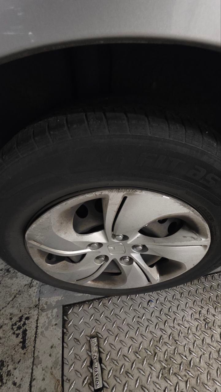 2013 Honda civic lx (Clean title, 2nd owner, 151K km) - photo 5