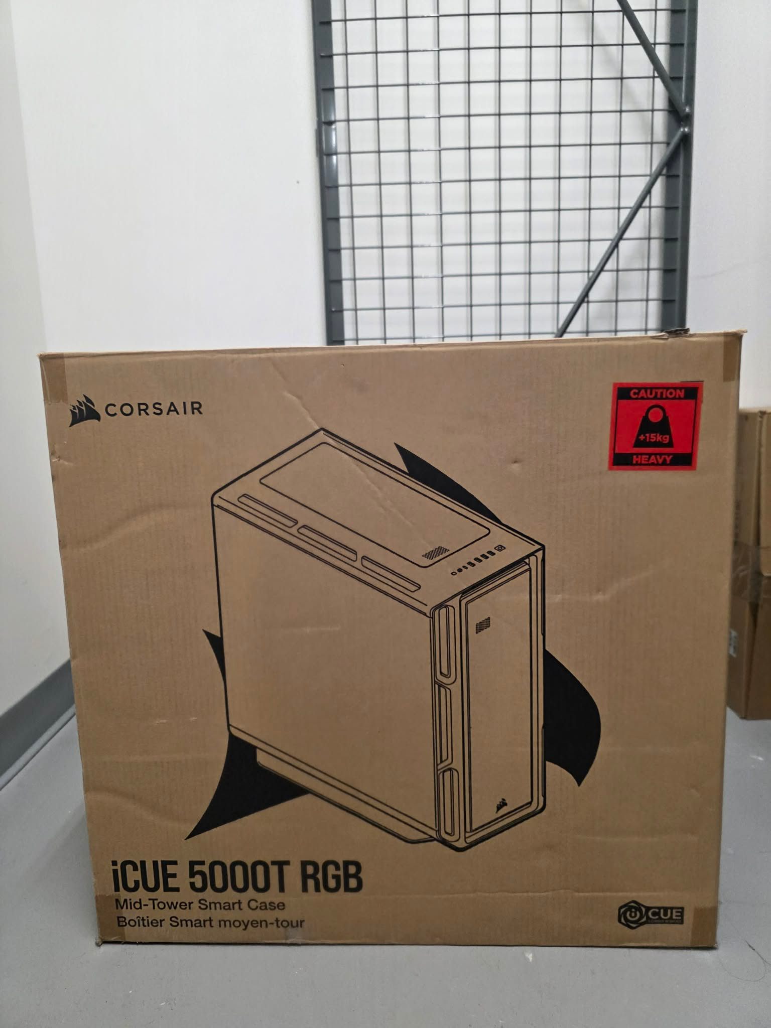 Corsair iCUE 5000T RGB Mid-Tower PC Case
