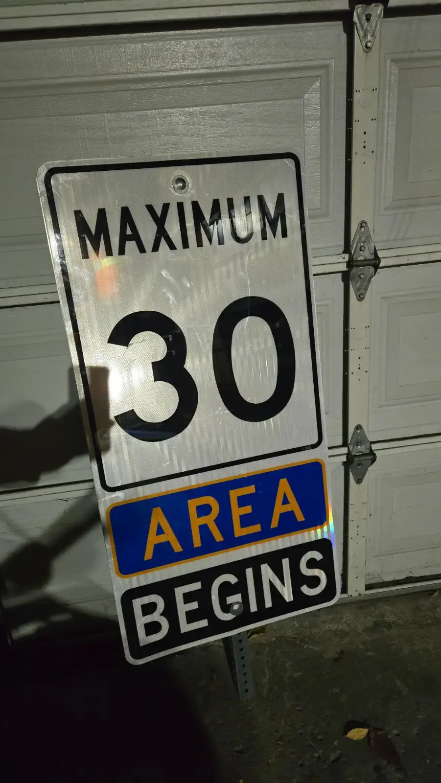 Authentic Toronto City 30km Road Sign – Rare Collectible - photo 2