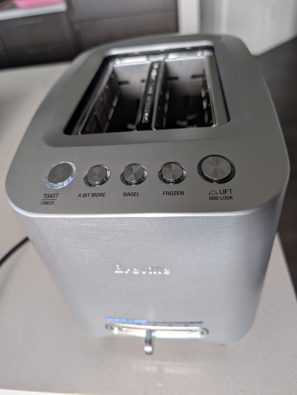 Breville toaster (model BTA820XL)