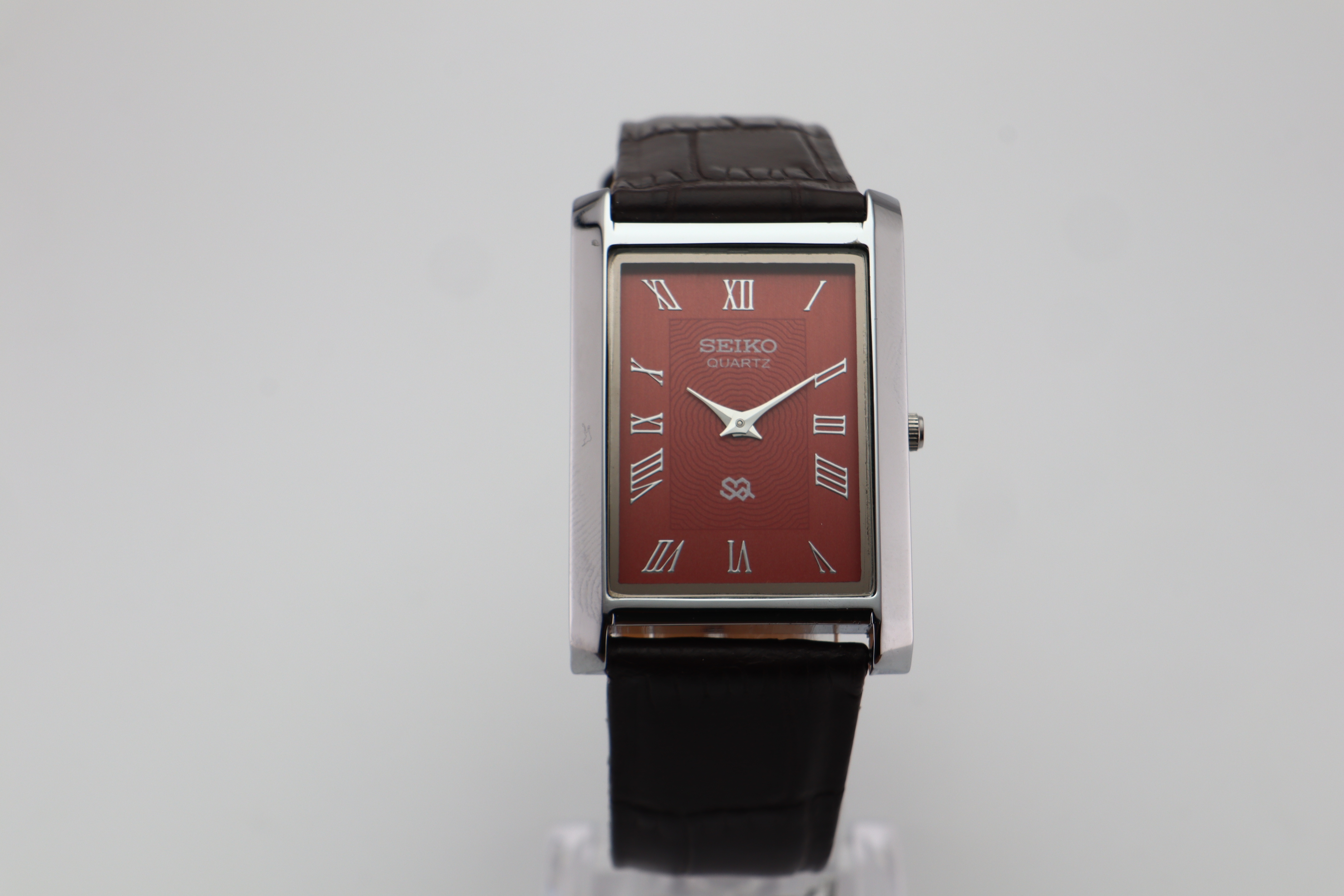 Refurbished Vintage Slim Tank Men’s Watch - photo 2