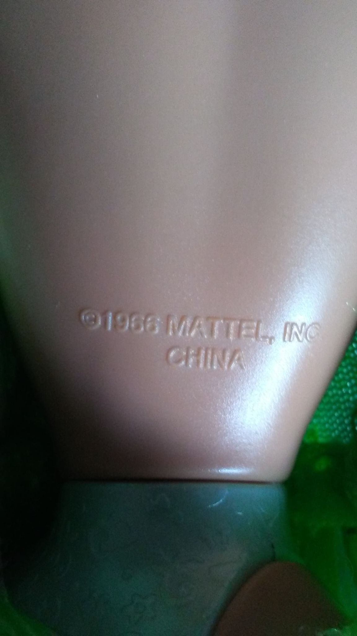 Mattel Barbie wearing Green Dress (stamped 1966) - photo 3