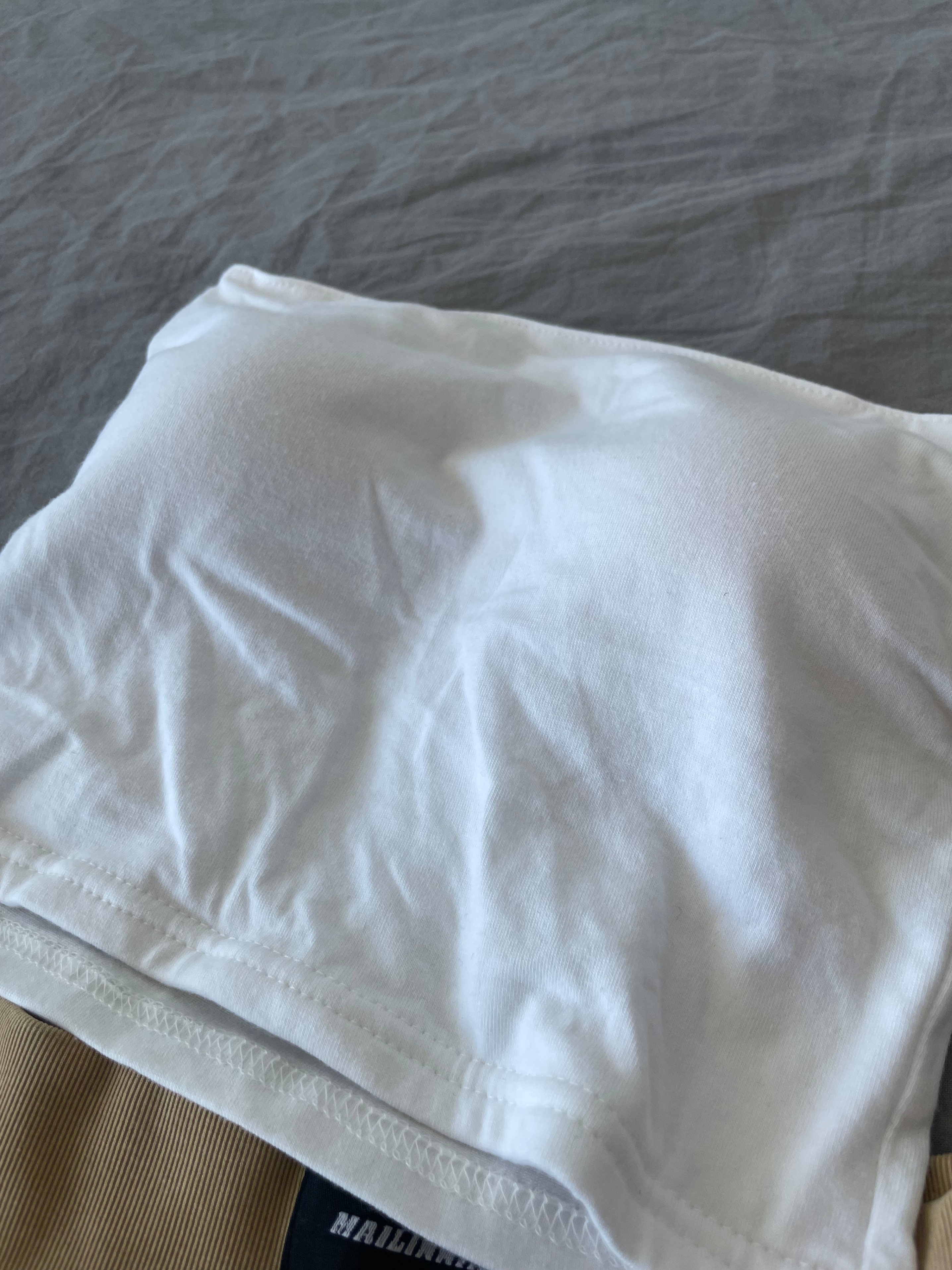 White Bandeau Top & Mailinniao Tan Shorts Set - photo 3