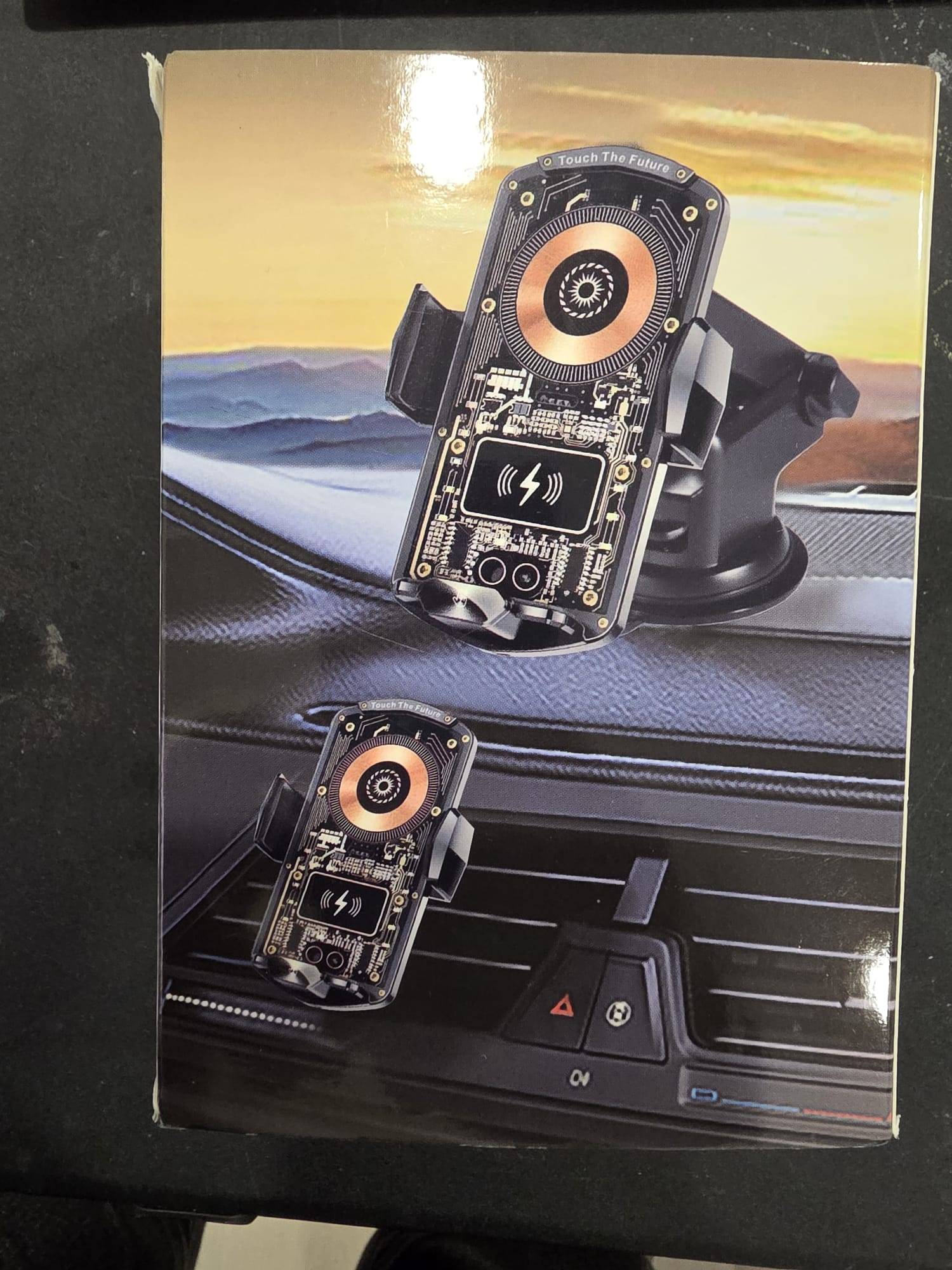 Cyberpunk Transparent 15W Wireless Car Charger Mount - photo 3