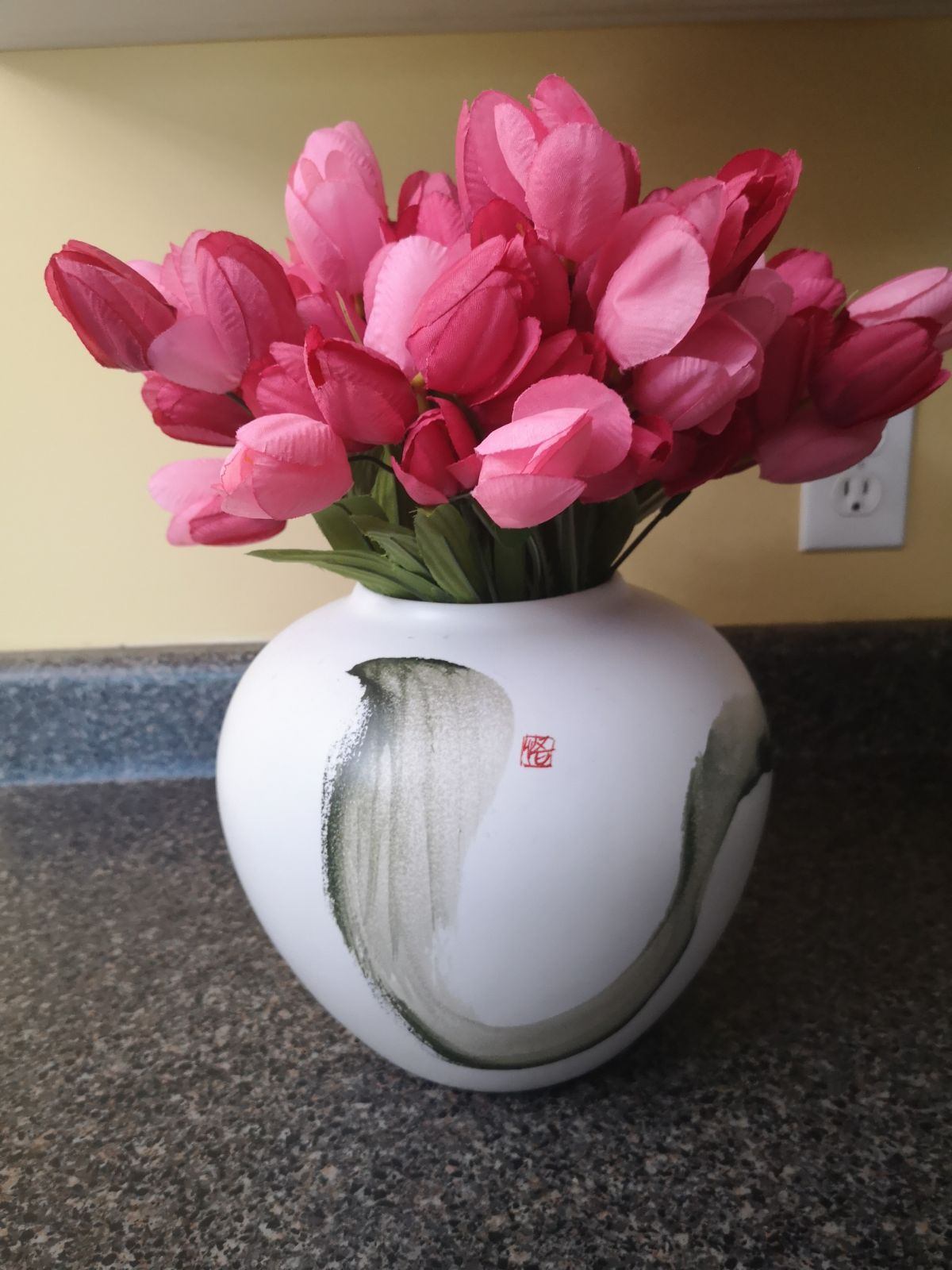 Matching Set of 2 Zen Decorative Vases with flowers