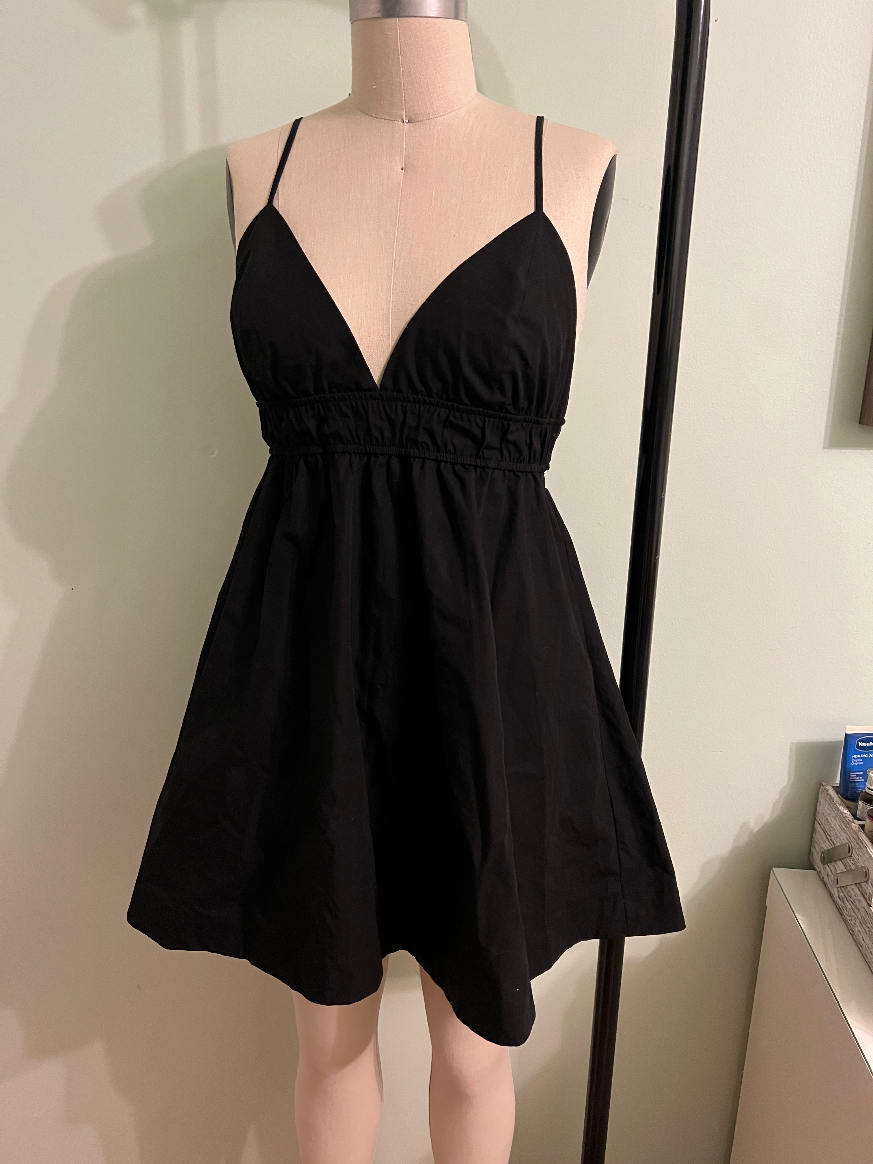 BNWT Aritizia Babaton Dresses Size S - photo 4