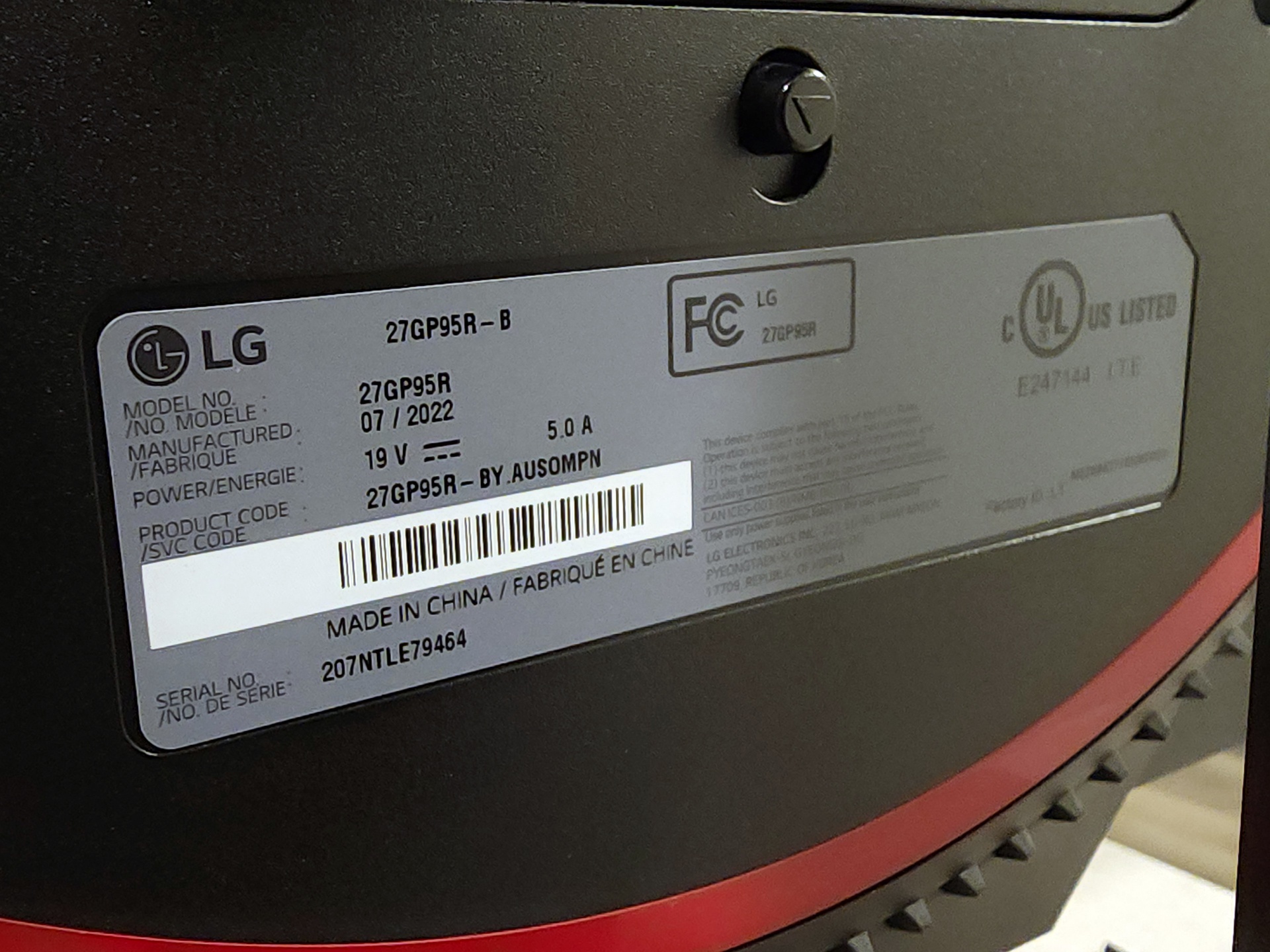 LG UltraGear 27GP95R-B 27" 4K UHD 144Hz Nano IPS Gaming Monitor - photo 3