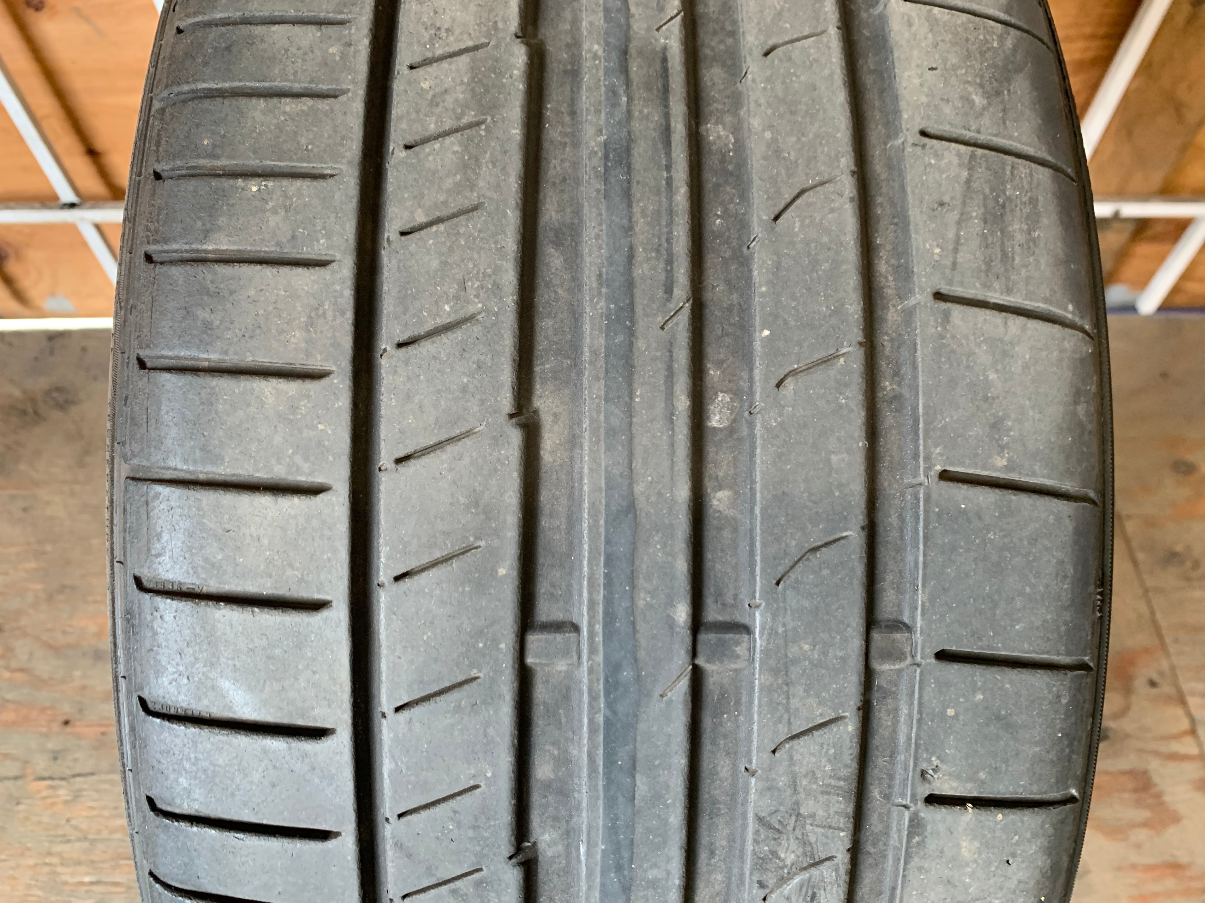 PAIR of 235/35/19 Continental Sport contact 5P AO with 40% tread - photo 2