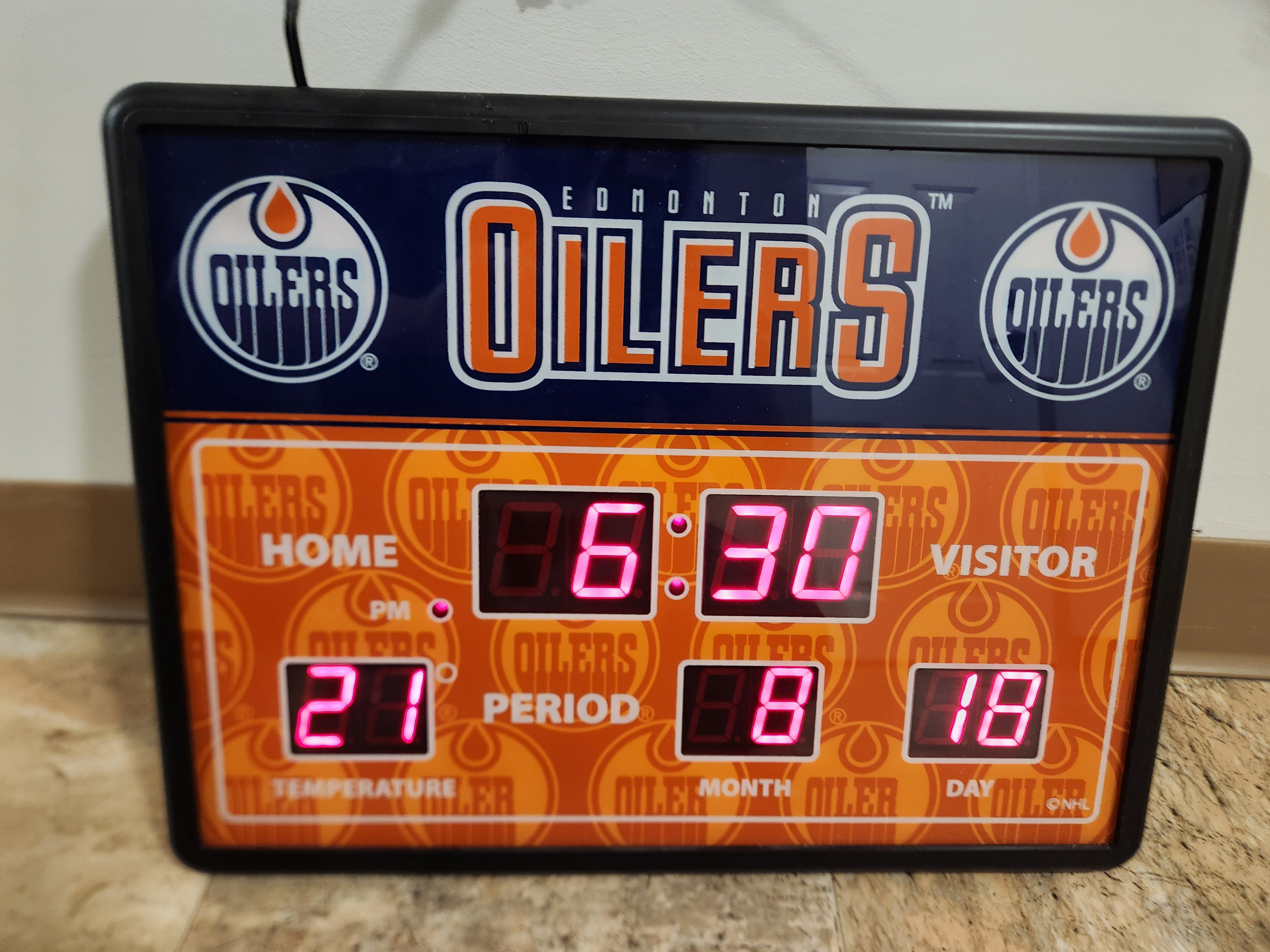 Edmonton Oilers NHL Scoreboard Clock