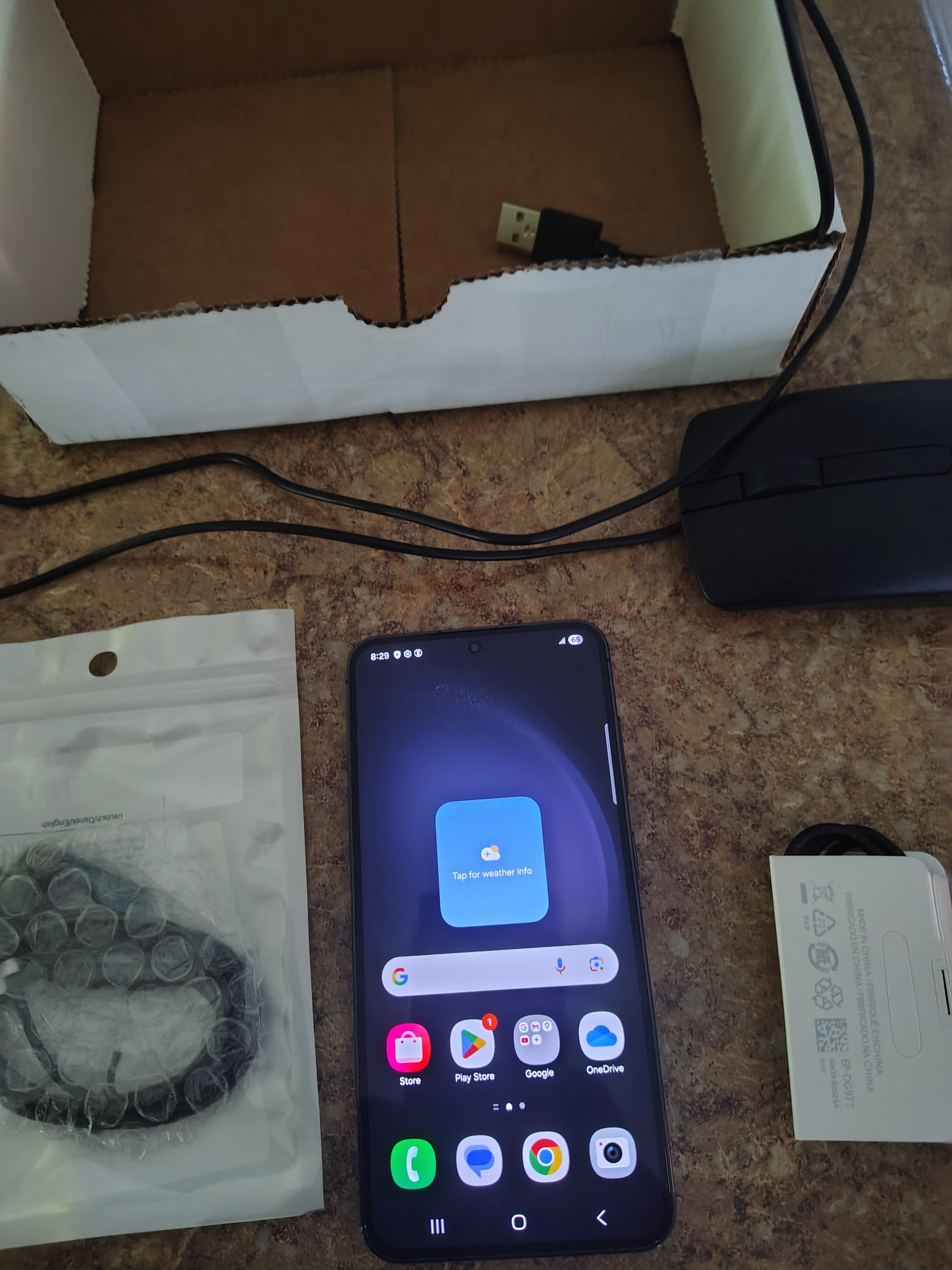 LIKE NEW SAMSUNG S23 5G---ANDROID 16---8 GIG RAM--256 GB UFS 4.0