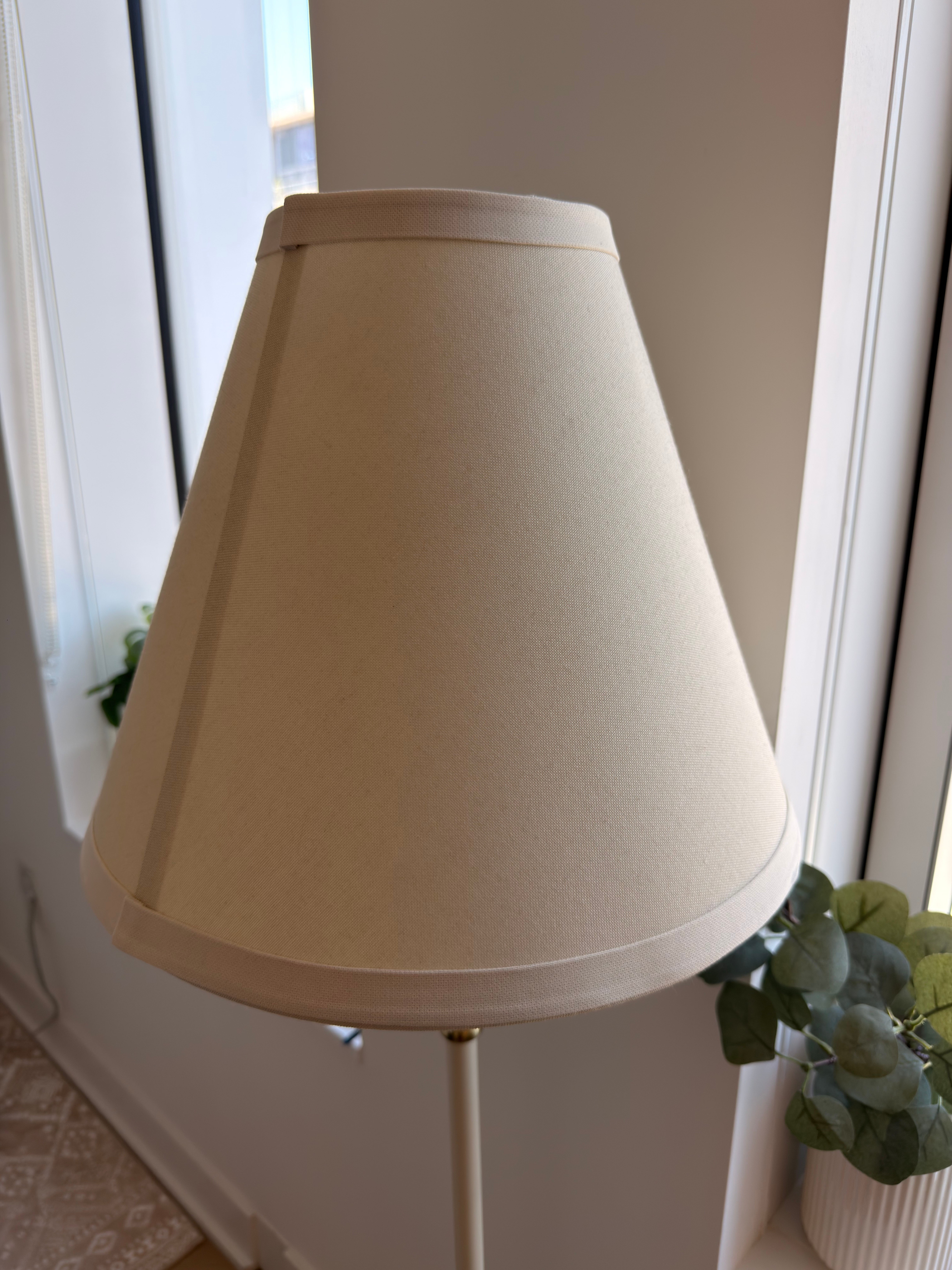 IKEA Floor Lamp (Brass/Beige) – Excellent Condition - photo 2