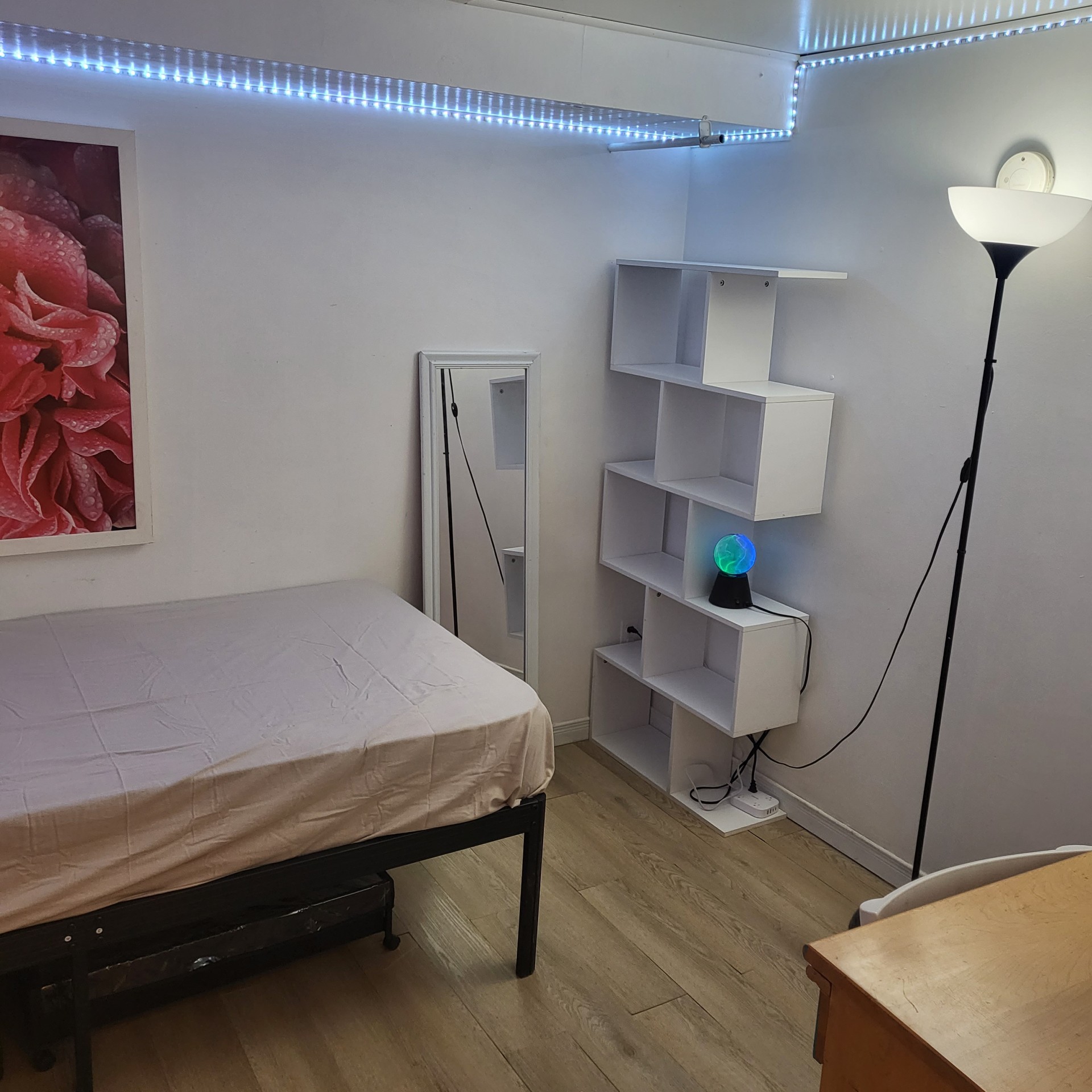 room for rent