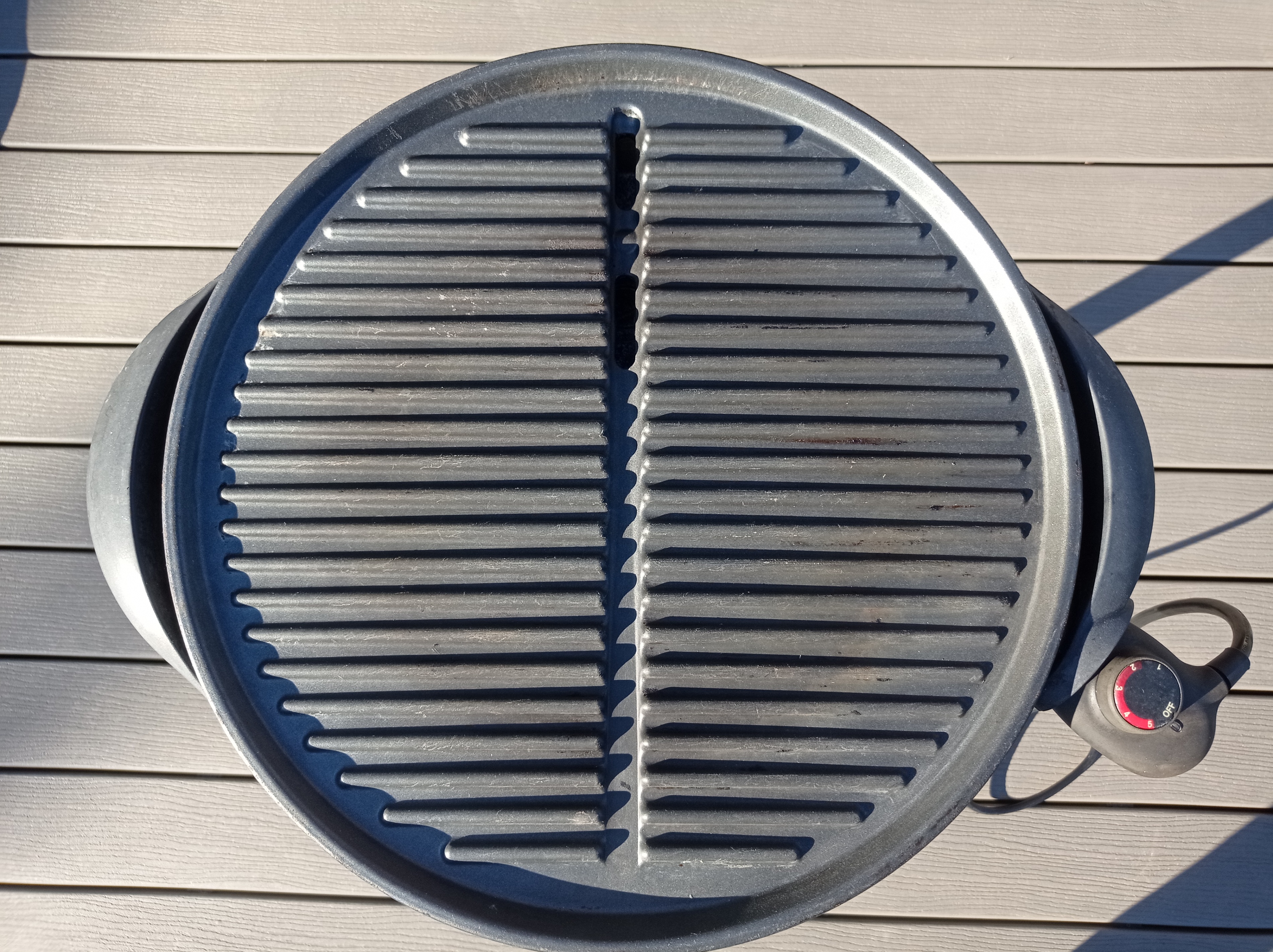 George Foreman GGR50B Indoor/Outdoor Electric Grill - photo 3