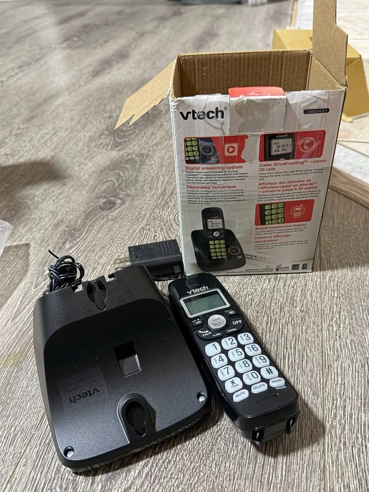VTech Cordless Answering System with 2 Handsets - photo 2