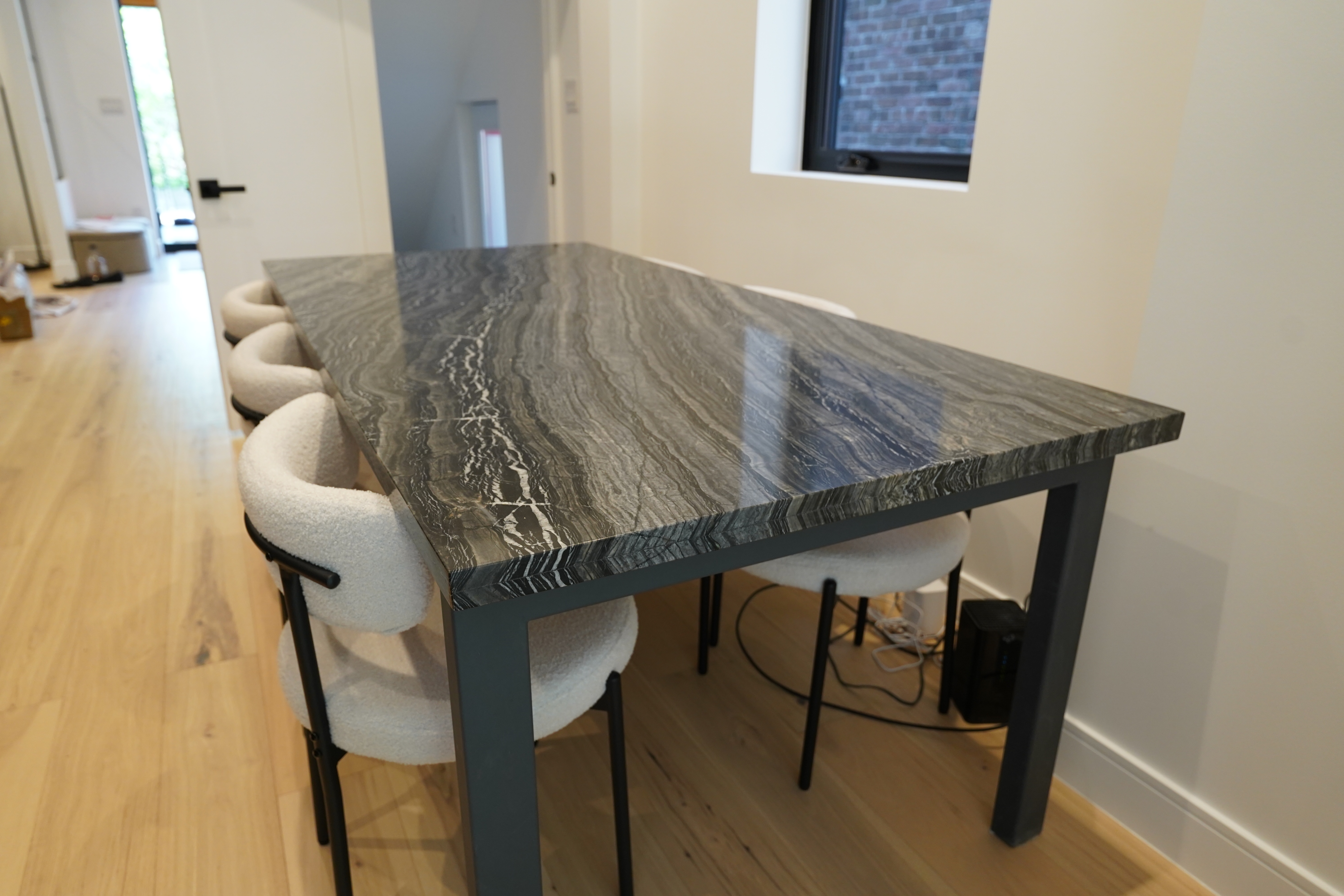 Marble Top Statement Dining Table from "Suits" - photo 3