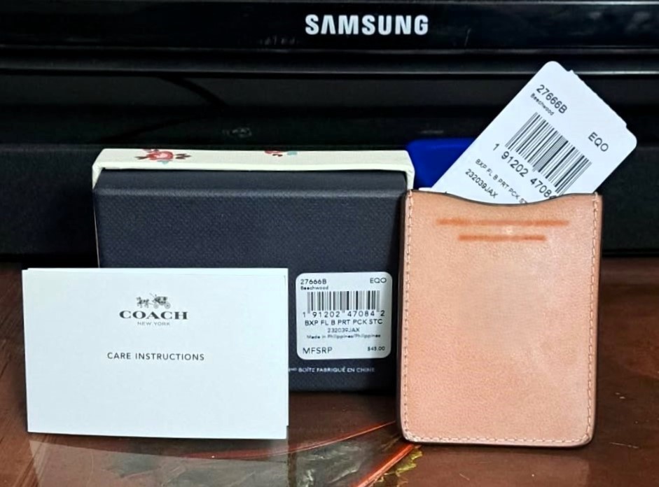 New COACH Phone Pocket Sticker Genuine Leather Card Holder - photo 4