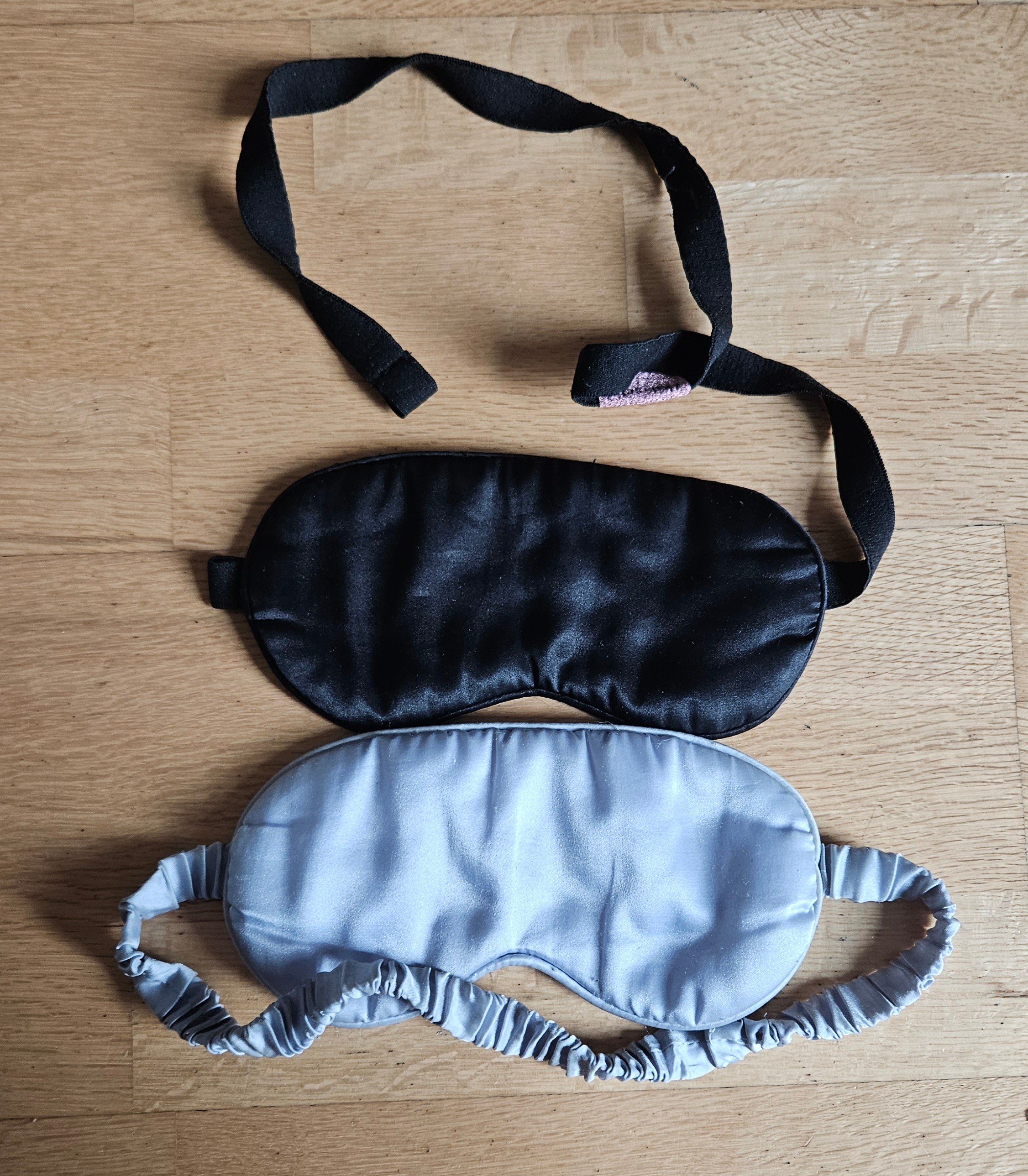 2 sleep masks with elastic issues