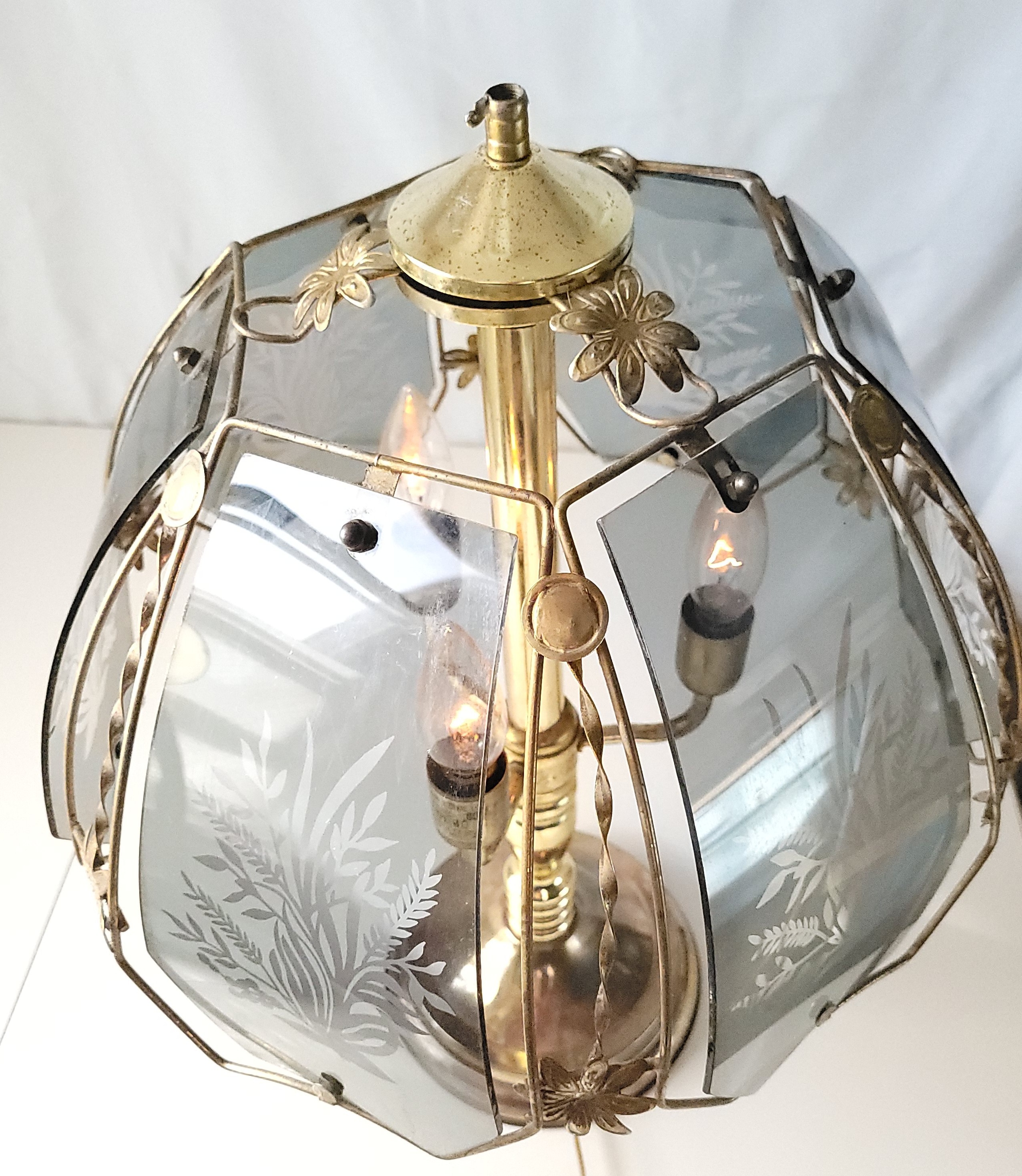 1990s 3-Way Brass Touch Lamp with Etched Floral Glass Panels - photo 5