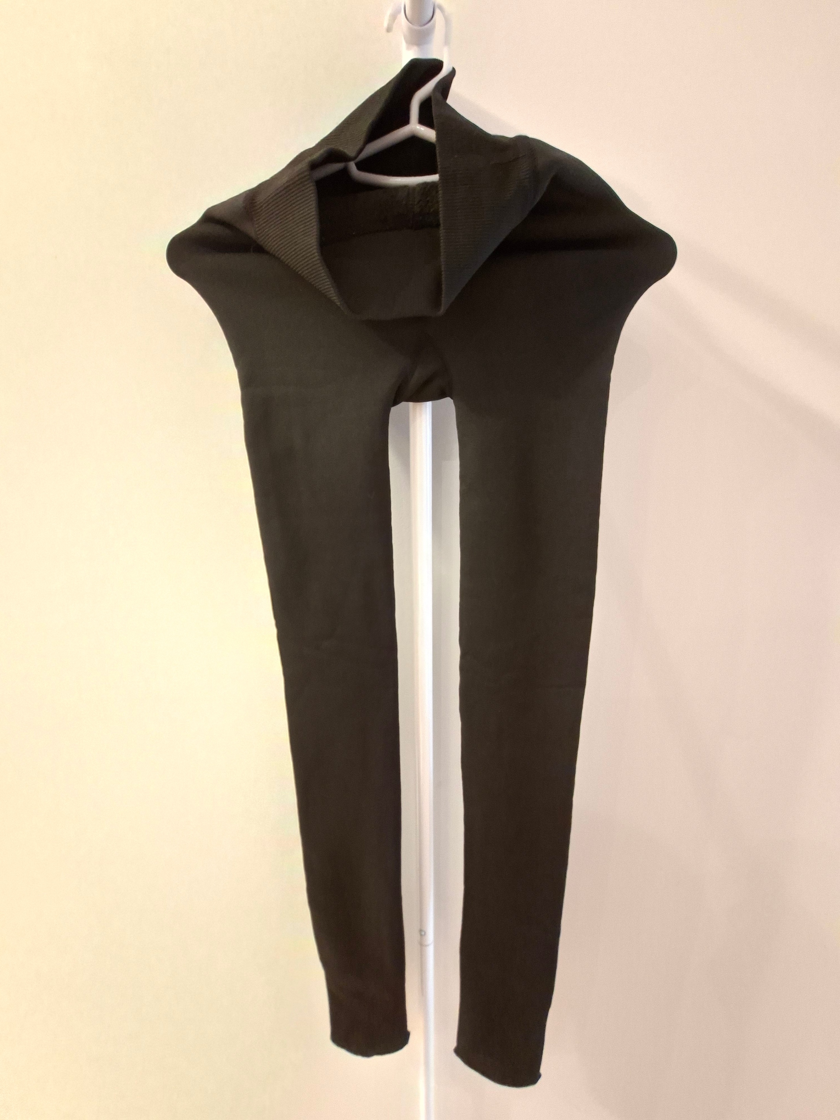 Black and coffee colored fleece-lined pantyhose/tights