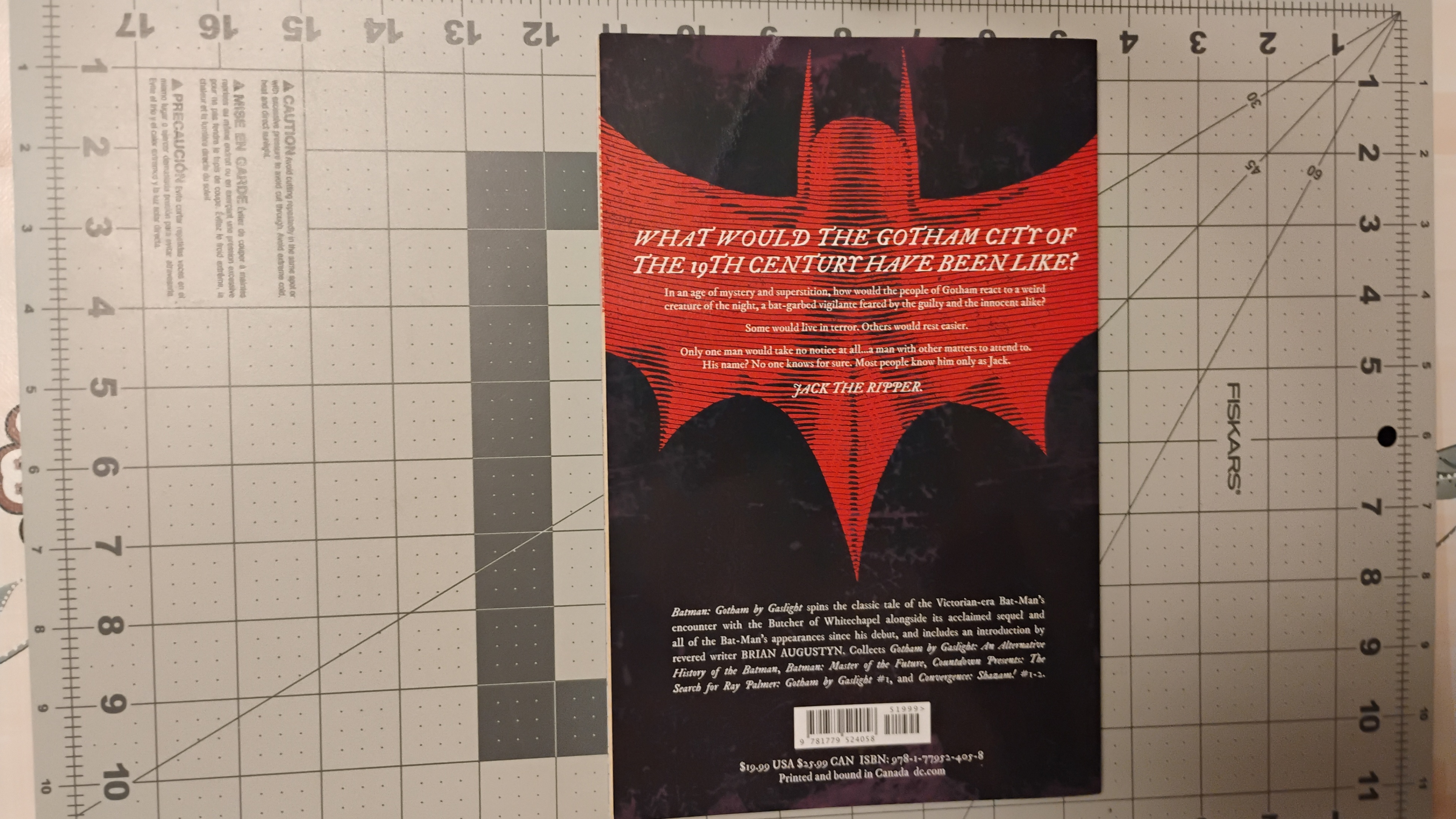 Batman: Gotham By Gaslight DC Comics Deluxe Edition TPB - photo 3