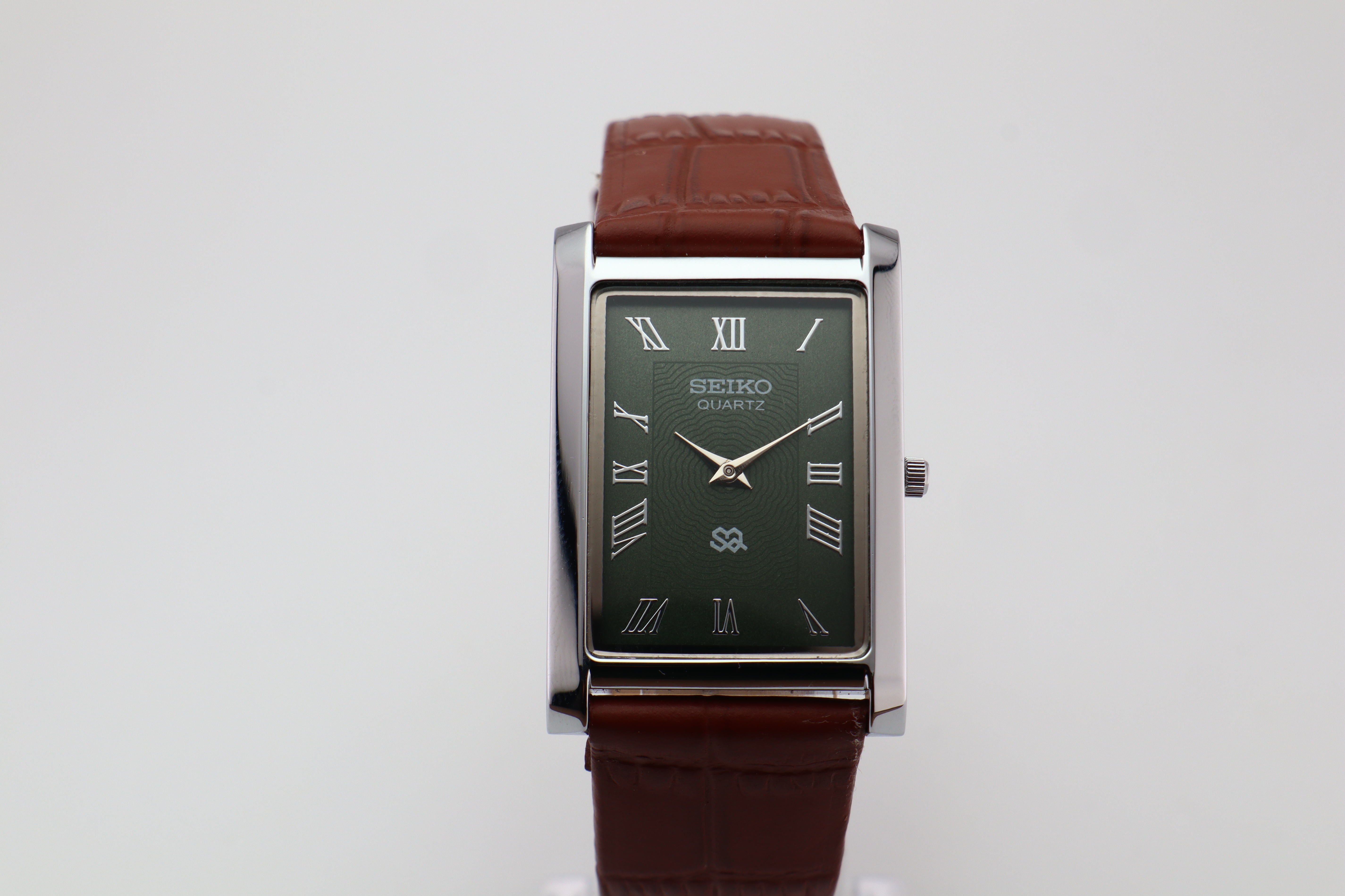 Refurbished Vintage Slim Tank Men’s Watch - photo 2
