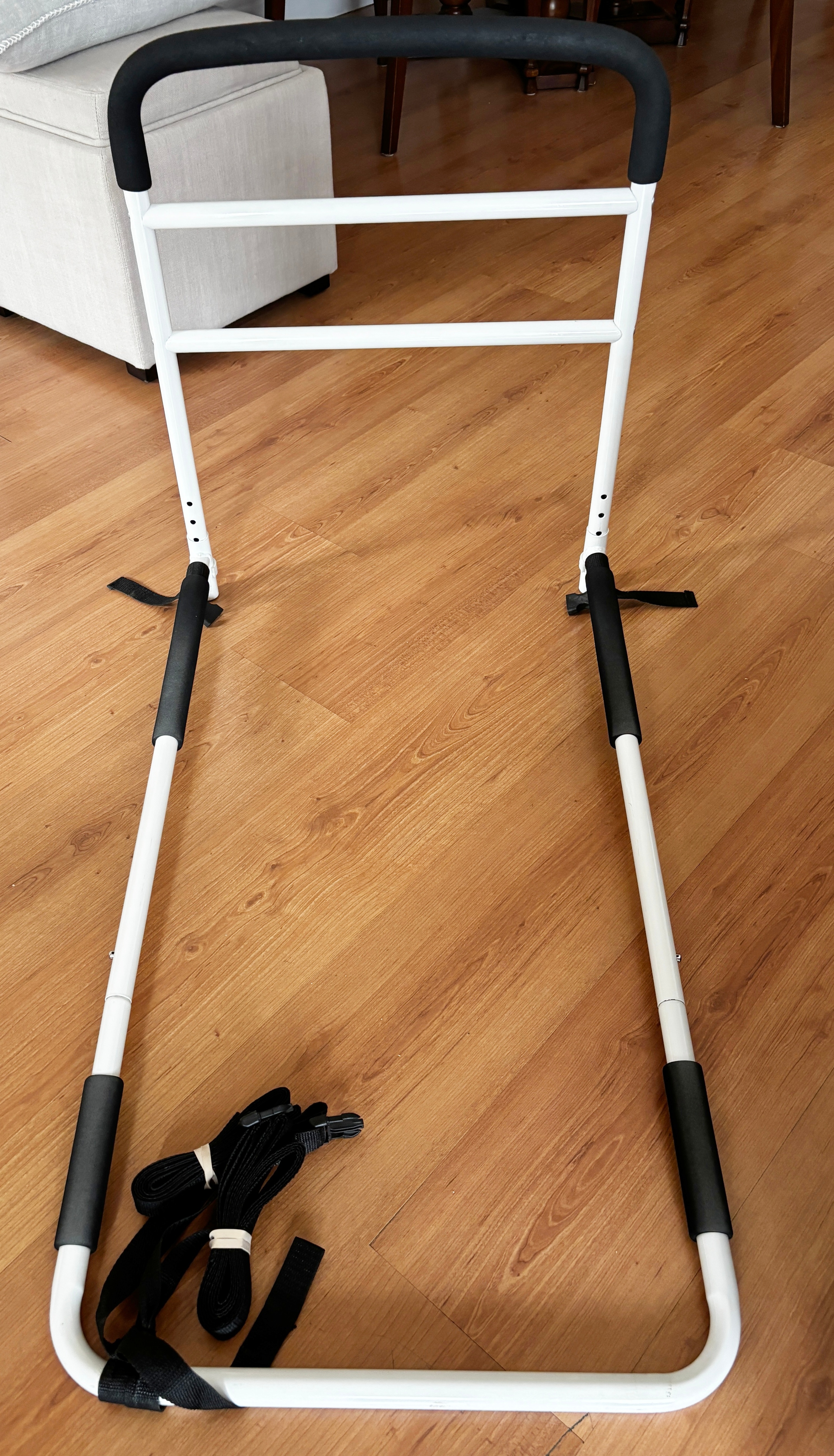 Adjustable Safety Bed Rail with Straps - photo 2