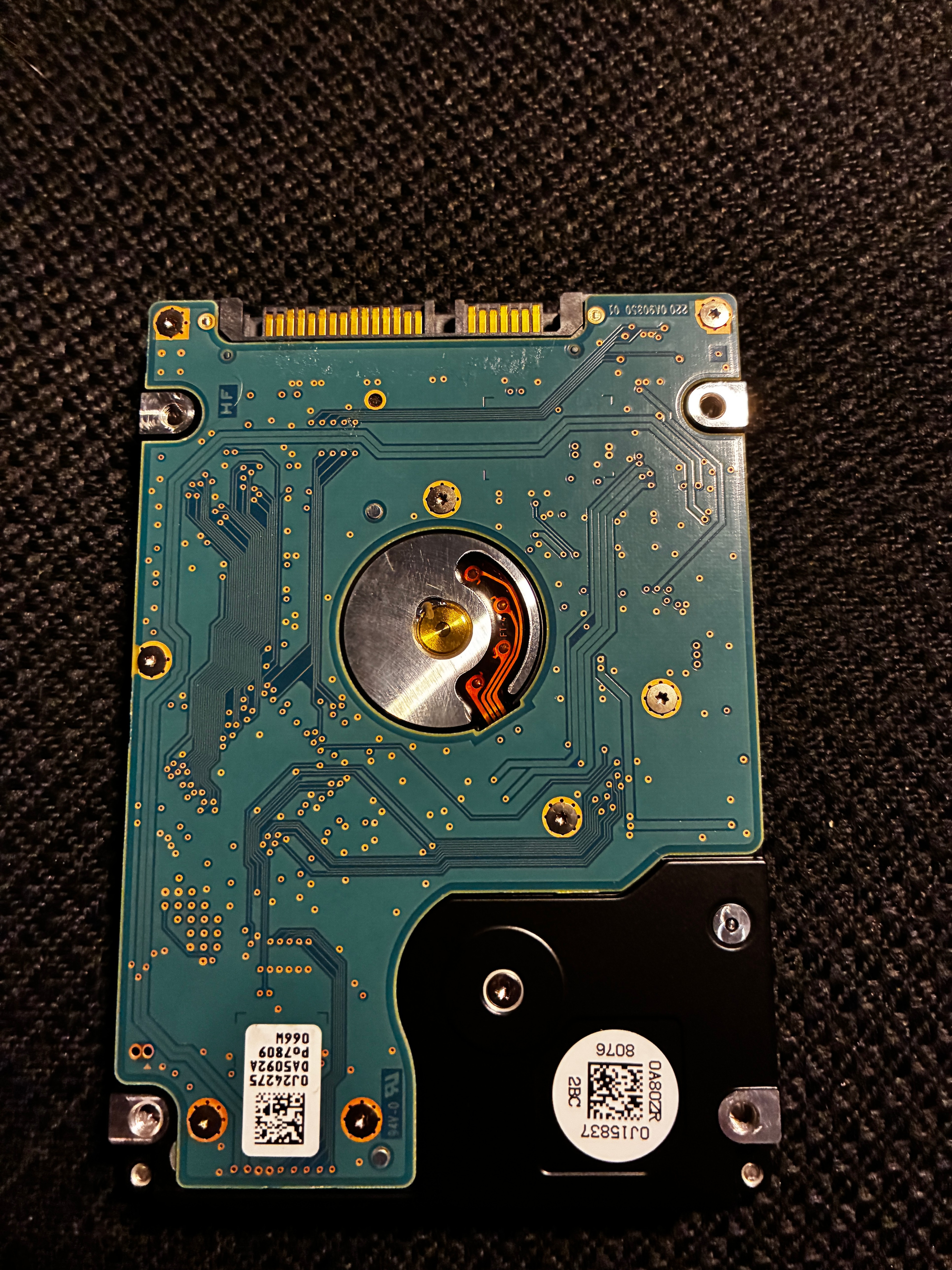 3 x 1TB 2.5" Hard Drives - photo 3