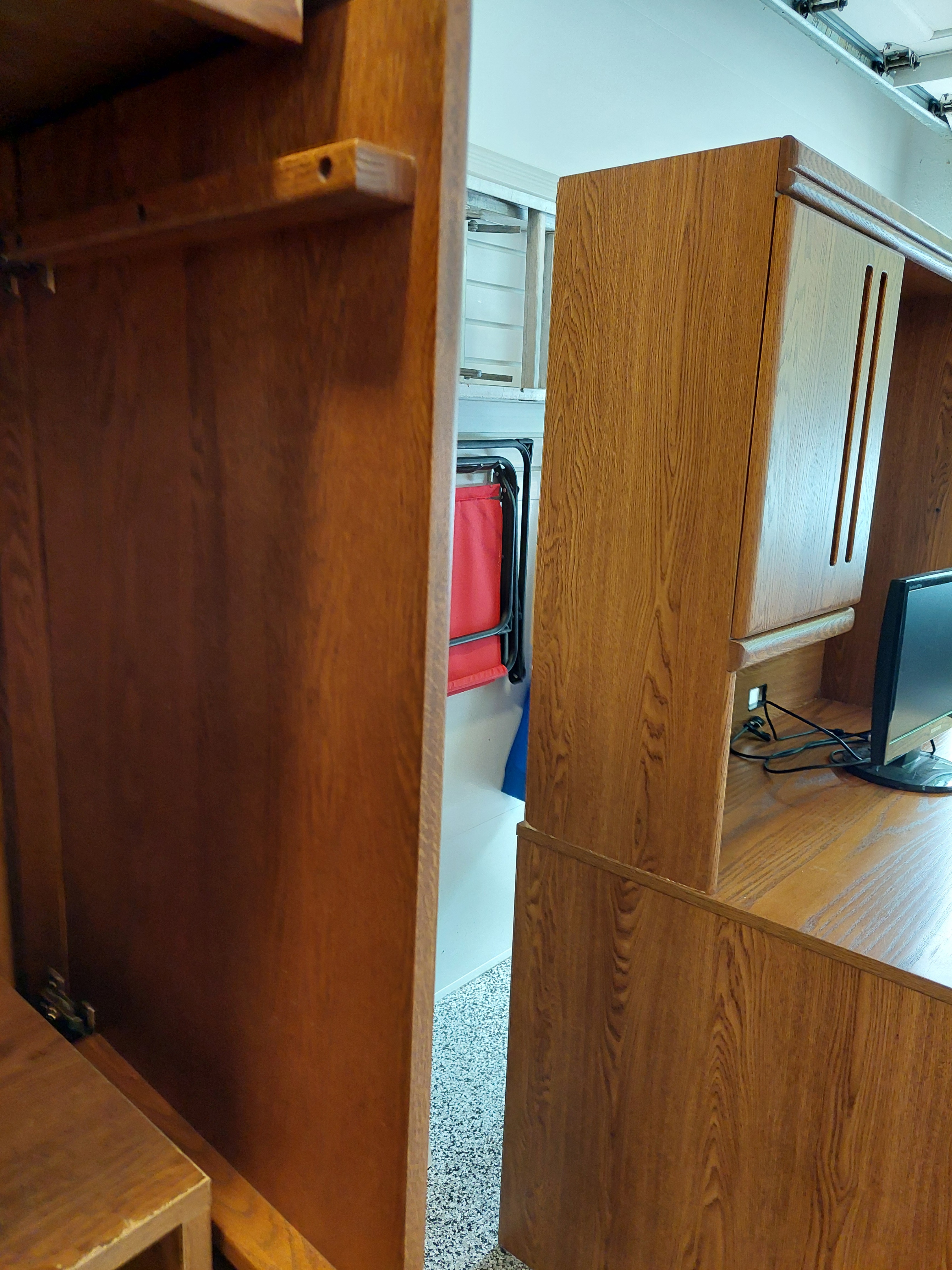 Palliser Wooden Entertainment Unit - photo 3