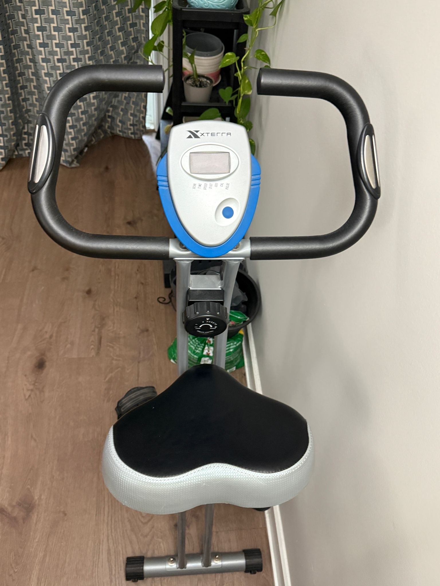 Exercise Bike /Folding Adjustable / Portable Bike for Home Gym - photo 3