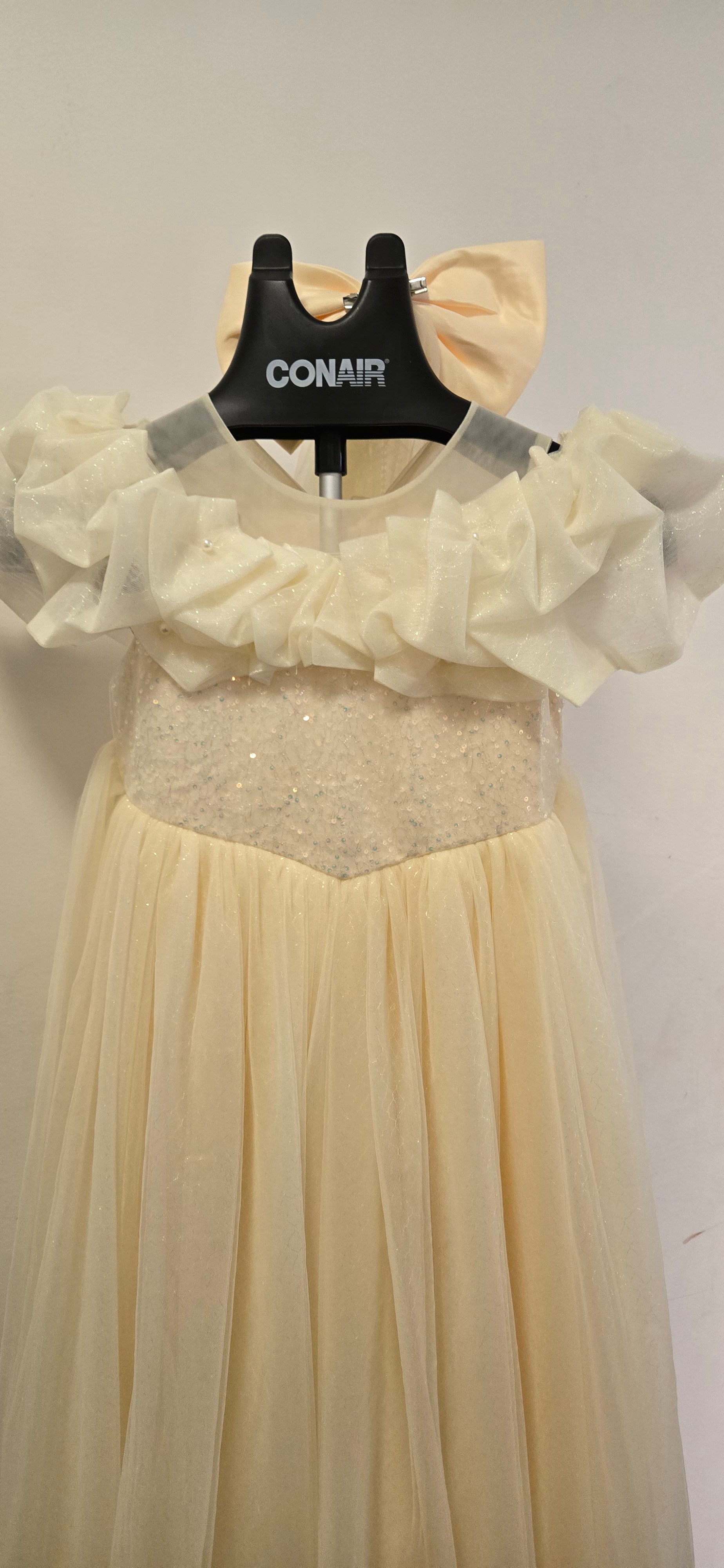 Girls Ivory Tulle Dress with Pearl Beading and Bow: 23212 - photo 2