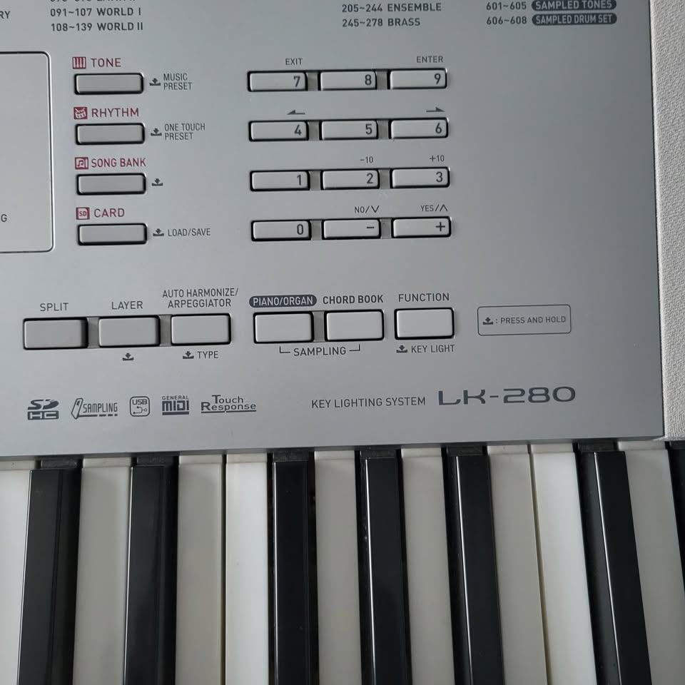 Casio LK-280 Keyboard/Piano w/ Adapter - photo 2