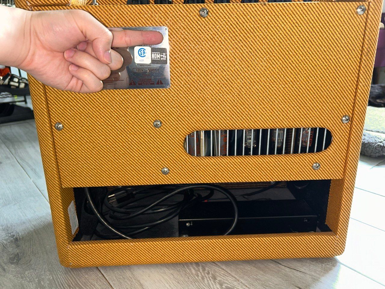 Fender Blues Junior 15-watt 1 x 12-inch - Lacquered Tweed - photo 2