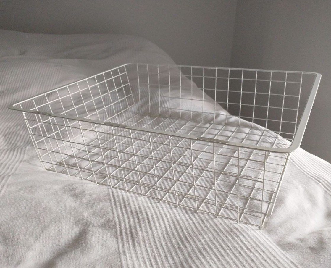 Large Metal Wire Basket (3 available, $5 each)