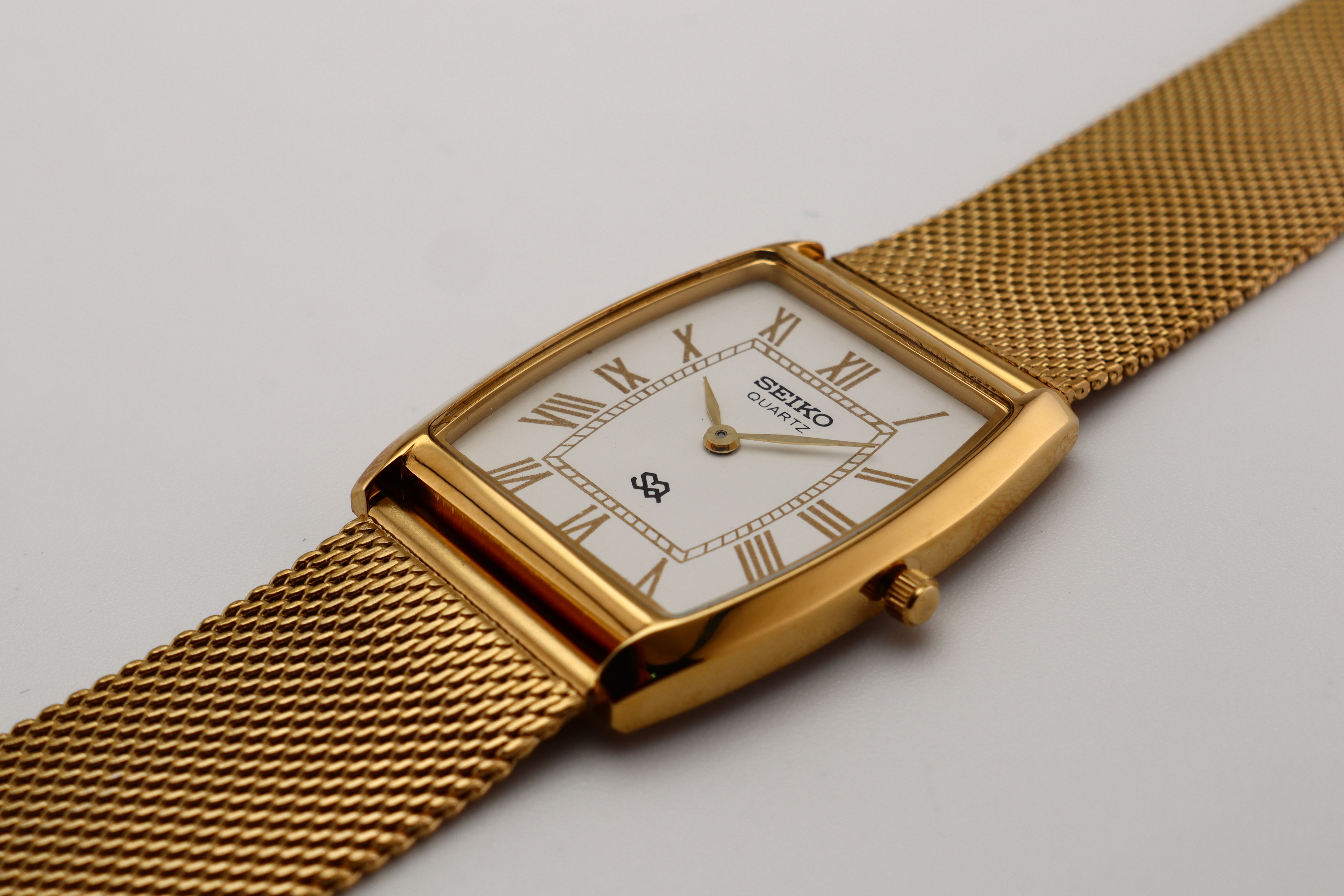 Refurbished Vintage Barrel Tank Men’s Watch - photo 5