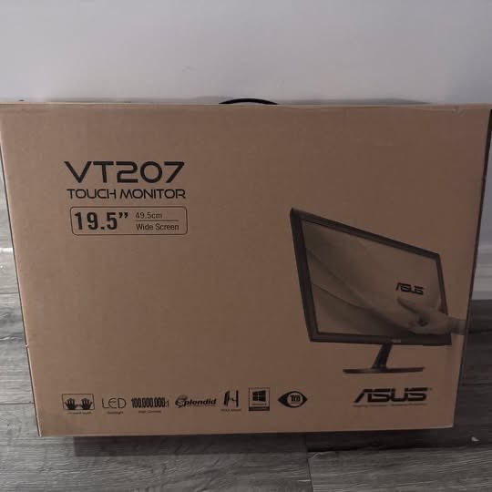 BRAND NEW ASUS VT207 19.5" Touch Monitor