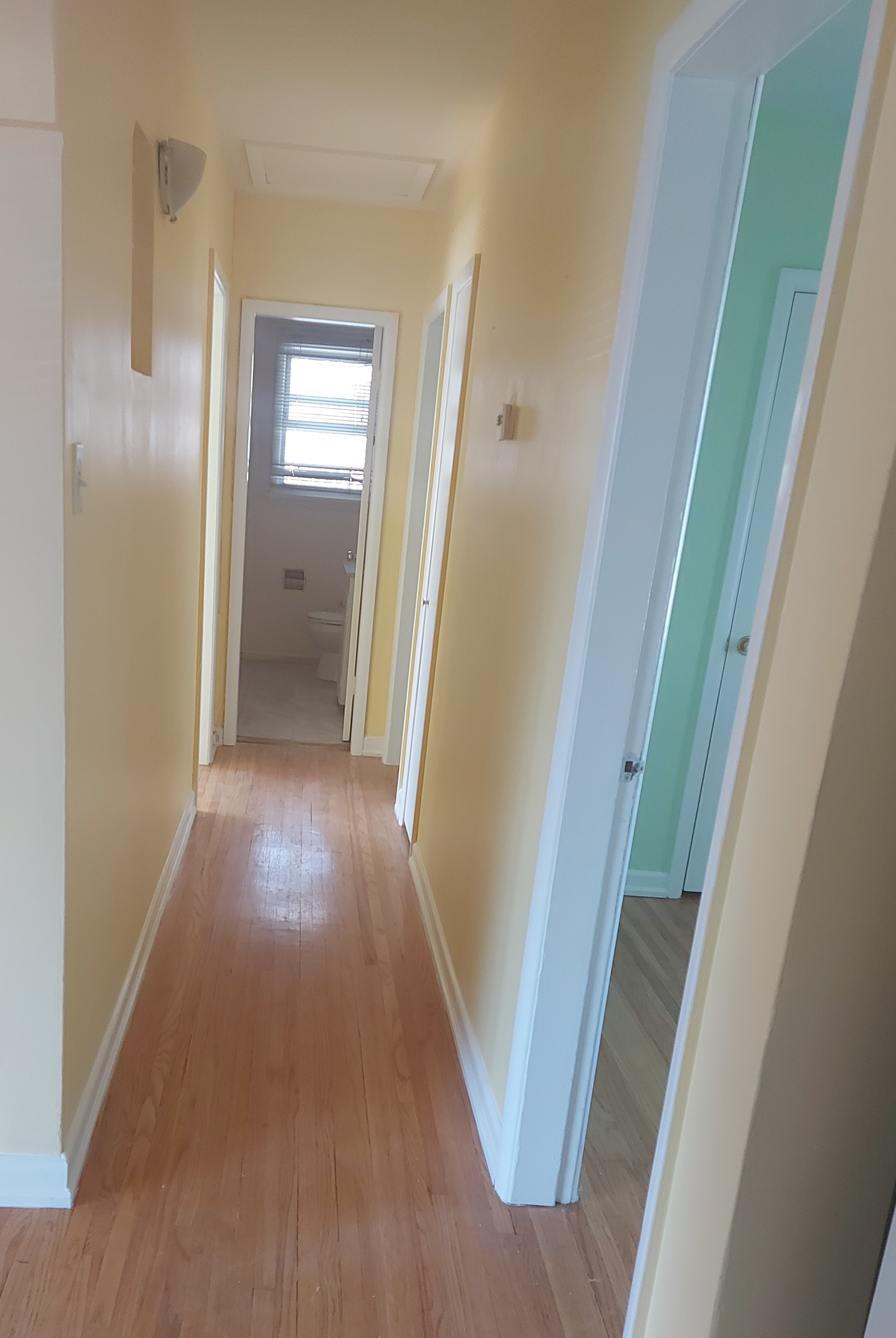 Fully furnished main level suite for Rent(photos yet to update) - photo 4