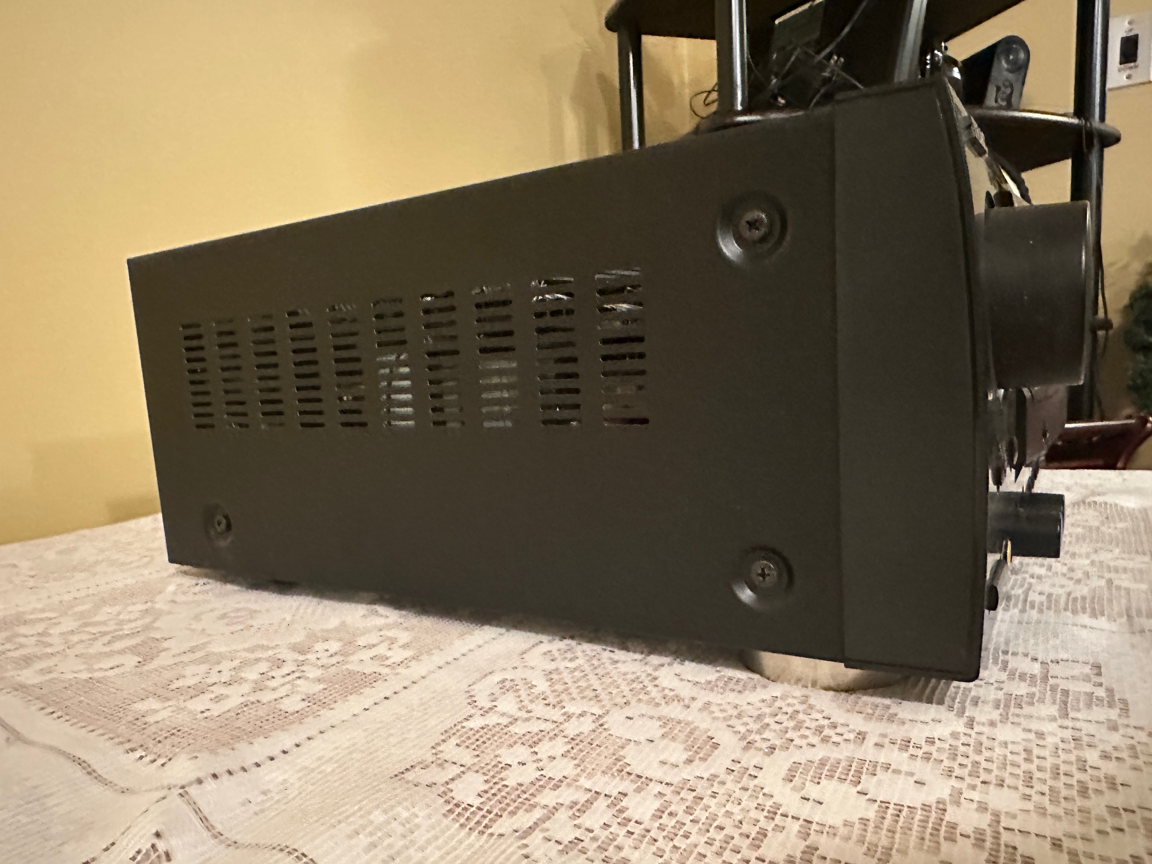 TEAC AG-D9100 Audio/Video Surround Receiver with Remote - photo 3