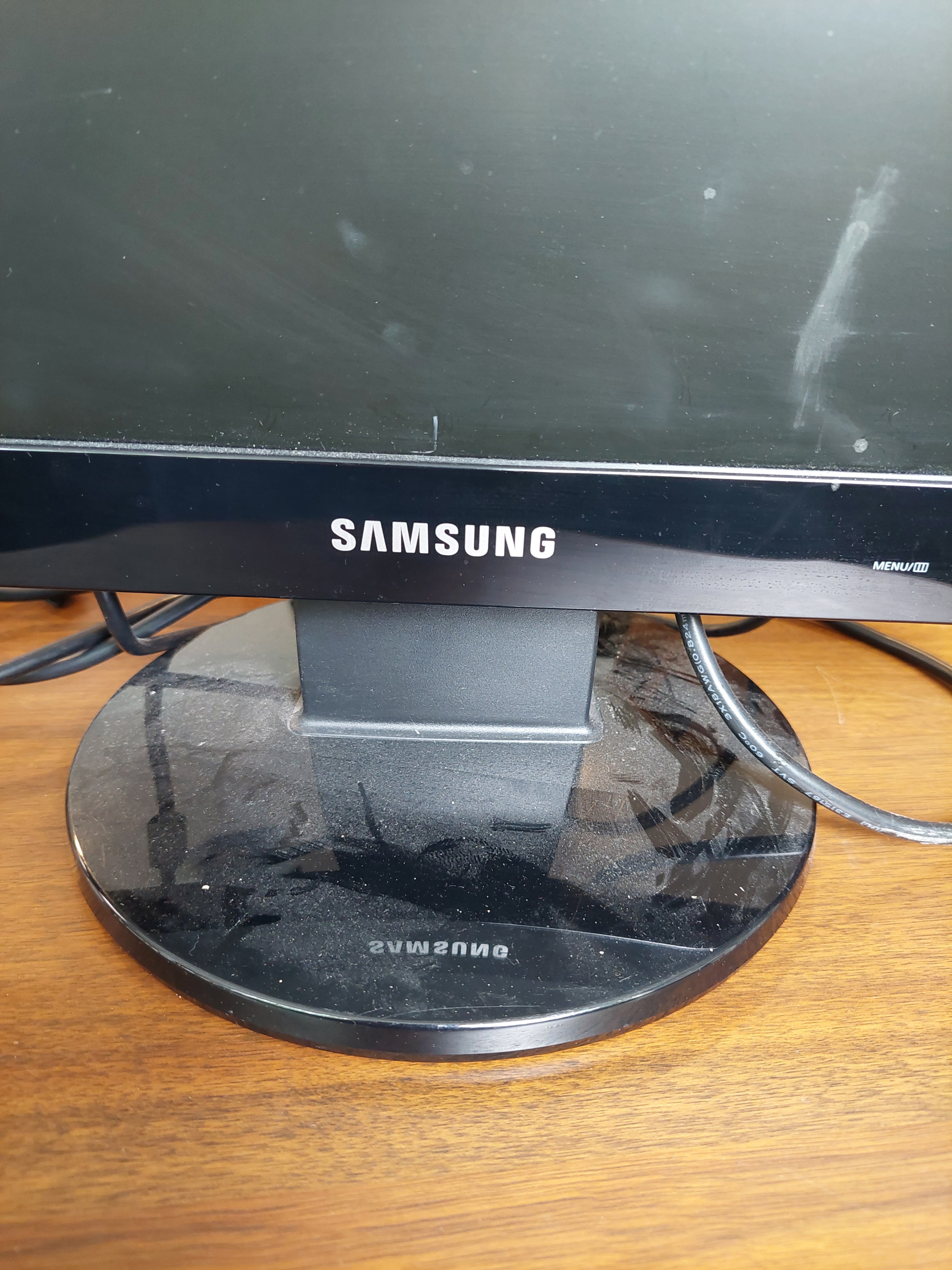 Samsung SyncMaster 2043SNX Monitor - photo 2