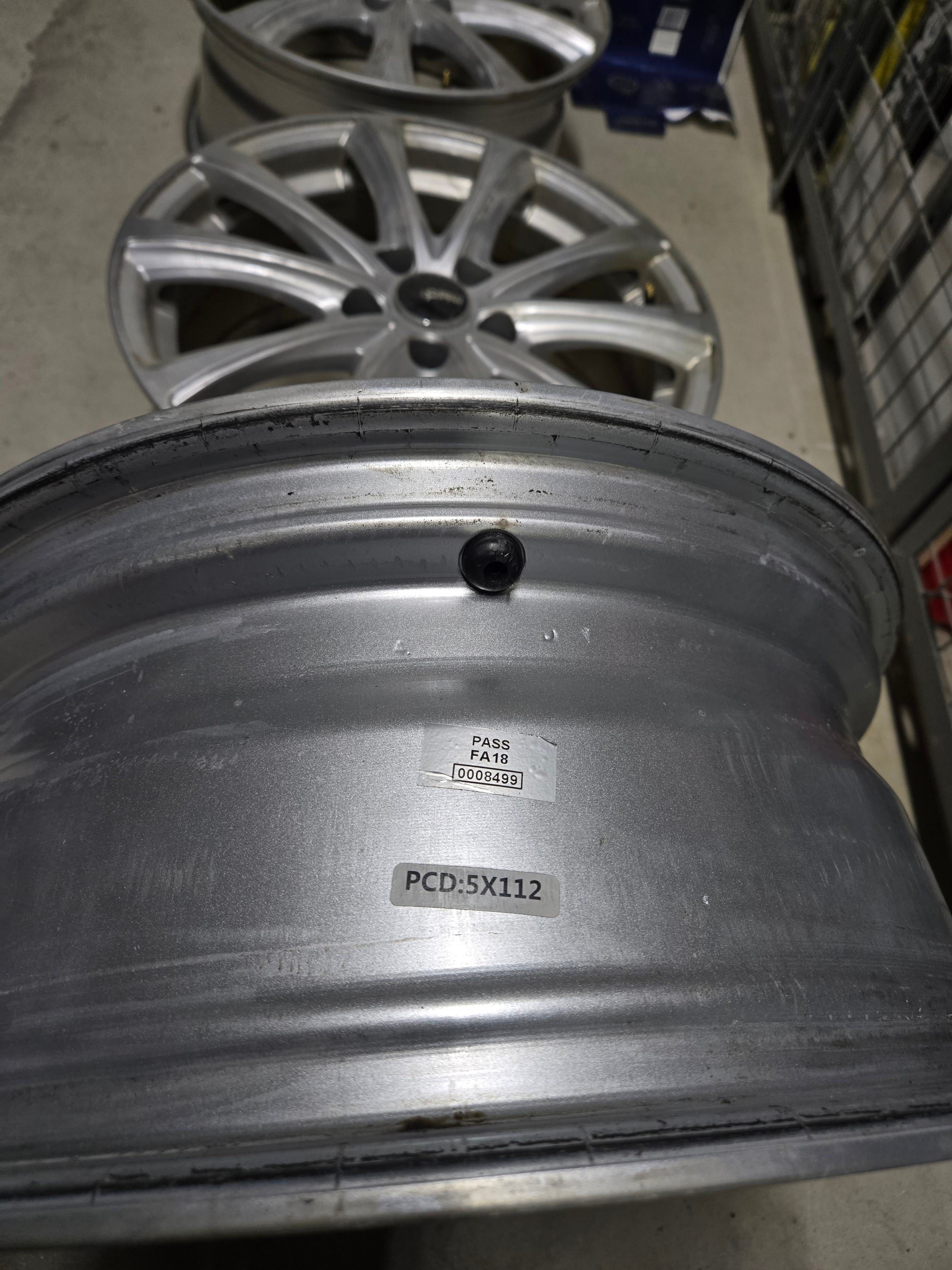 Set of 4 alloy wheels - photo 3