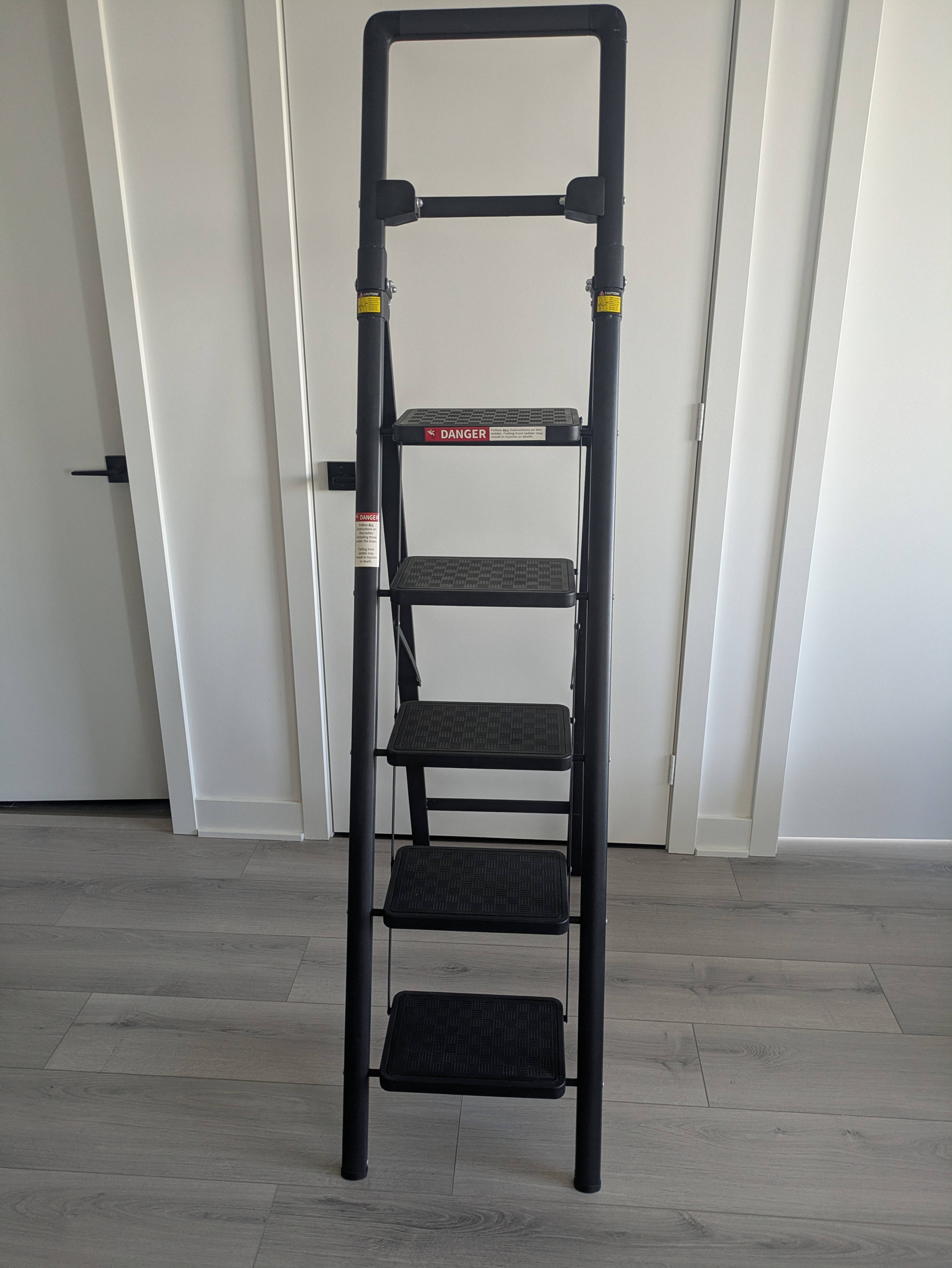 HBTower 5-Step Folding Ladder with Tool Platform - Barely Used - photo 2